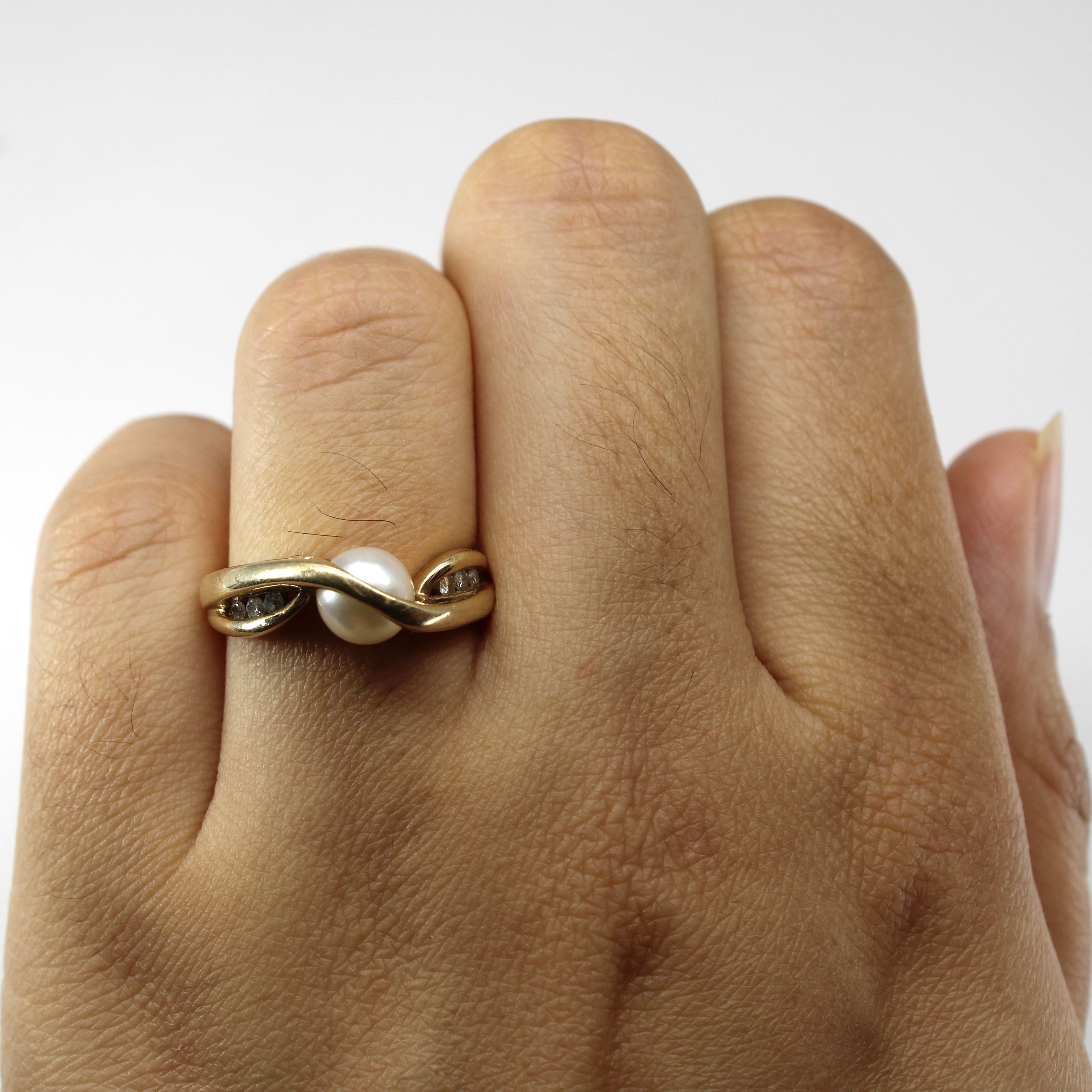 Bypass Pearl & Diamond Ring | 0.06ctw | SZ 5.5 |