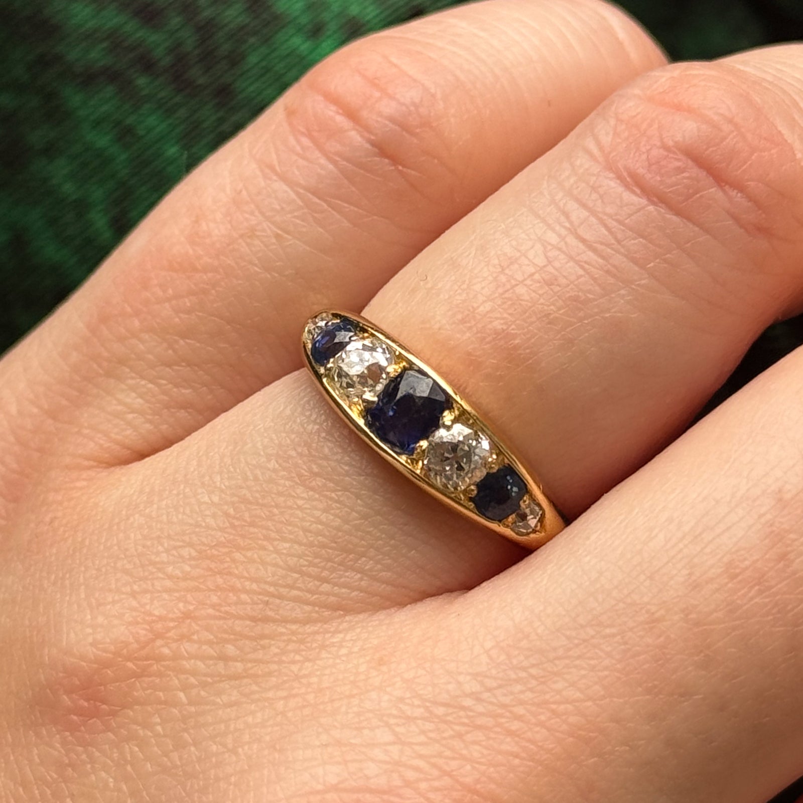 1981 London Sapphire & Diamond Ring | 0.80ctw, 0.65ctw | SZ 6.25 |