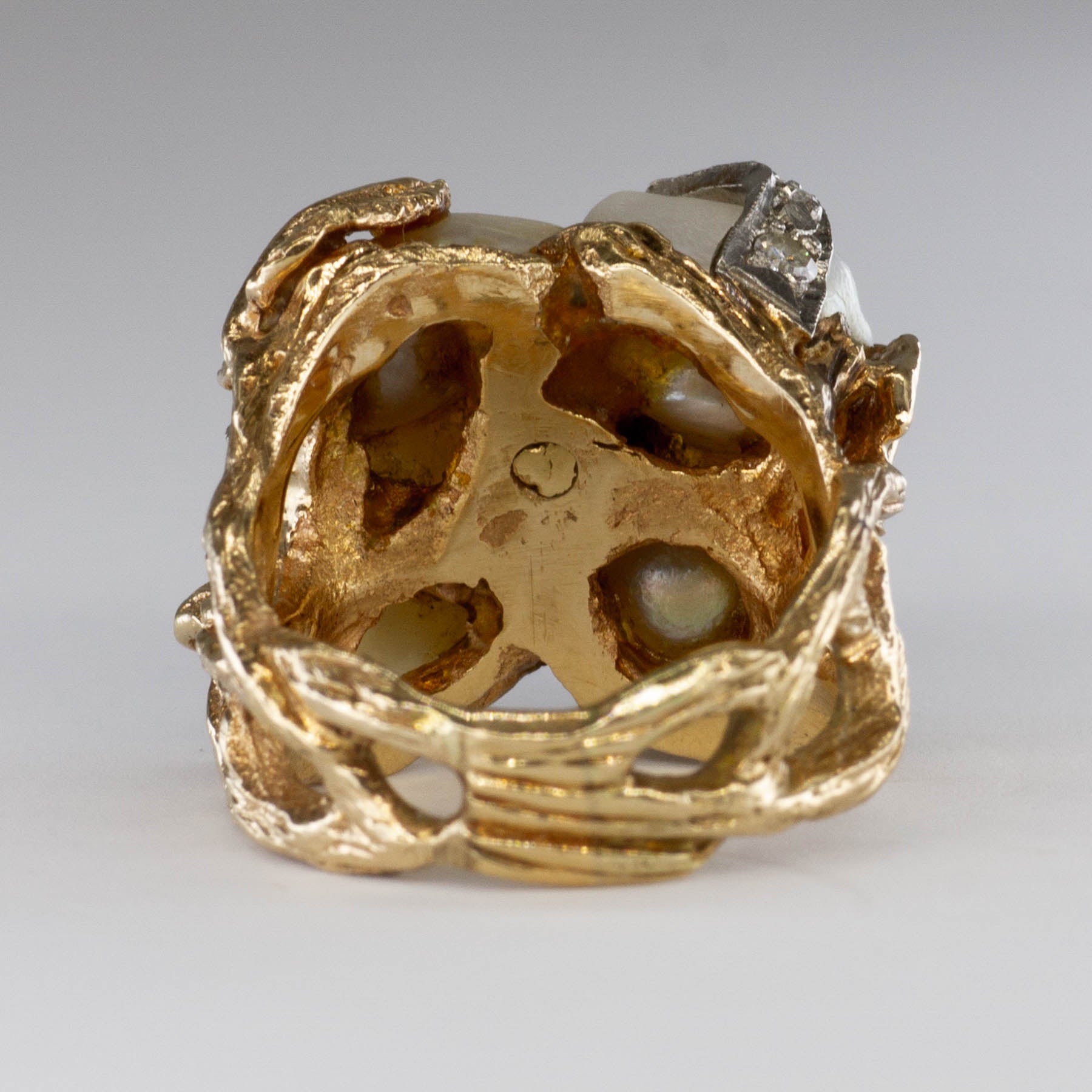 Baroque Mother of Pearl & Old Mine Cut Diamond Leaf Design Ring | 9-11mm | 0.23ctw | SZ 4.75 |