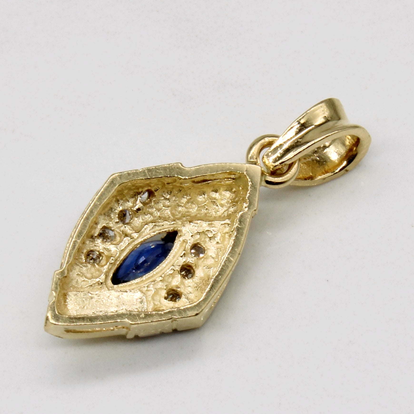 Sapphire & Diamond Pendant | 0.14ct, 0.08ctw |