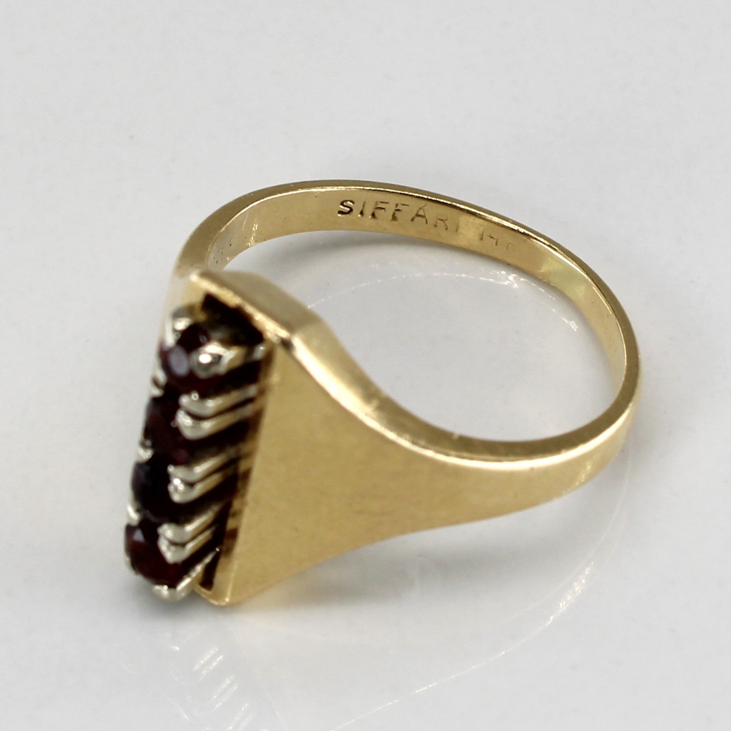 Garnet Column 14k Ring | 0.4ctw | SZ 5.25 |