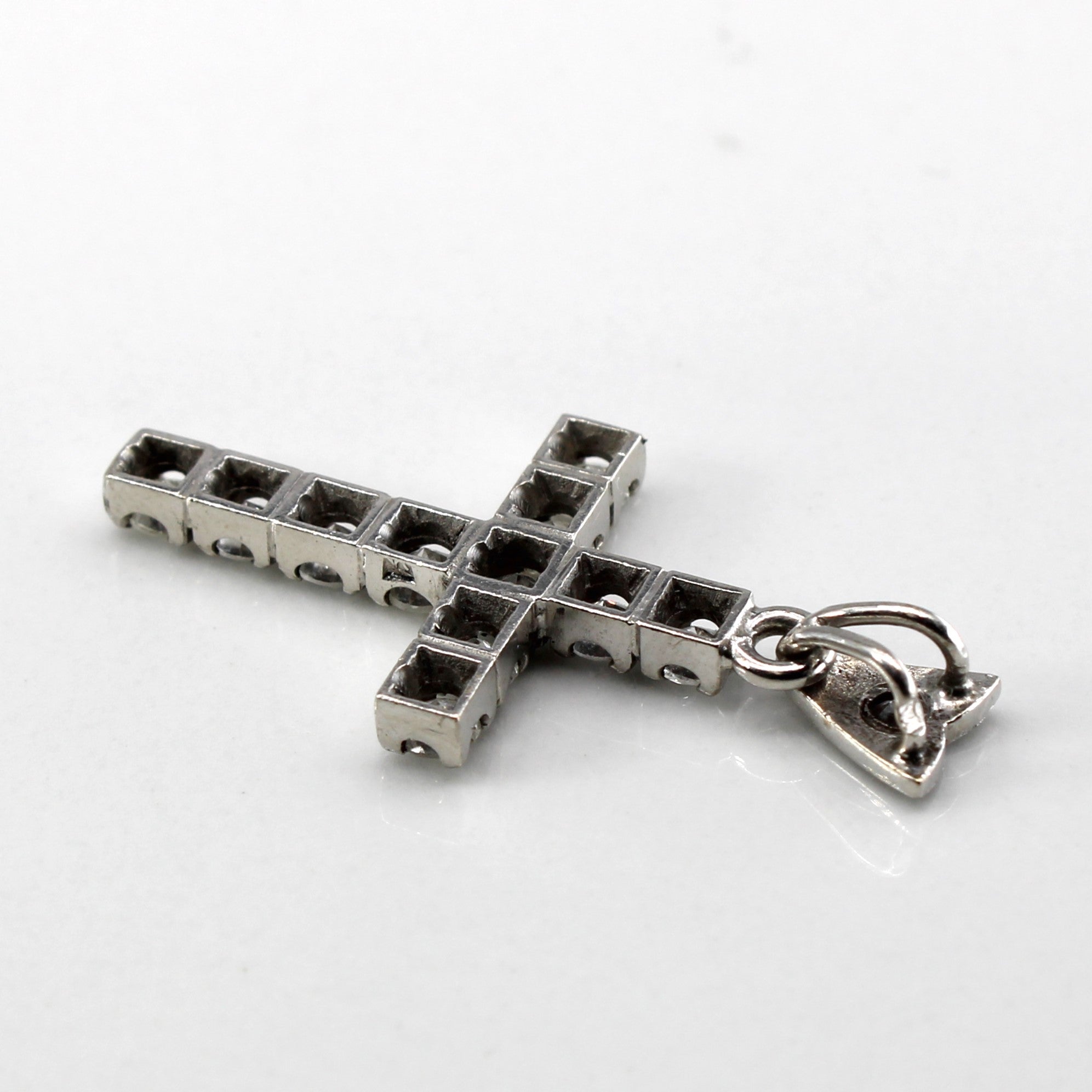 Cross Diamond Pendant | 0.89ctw |