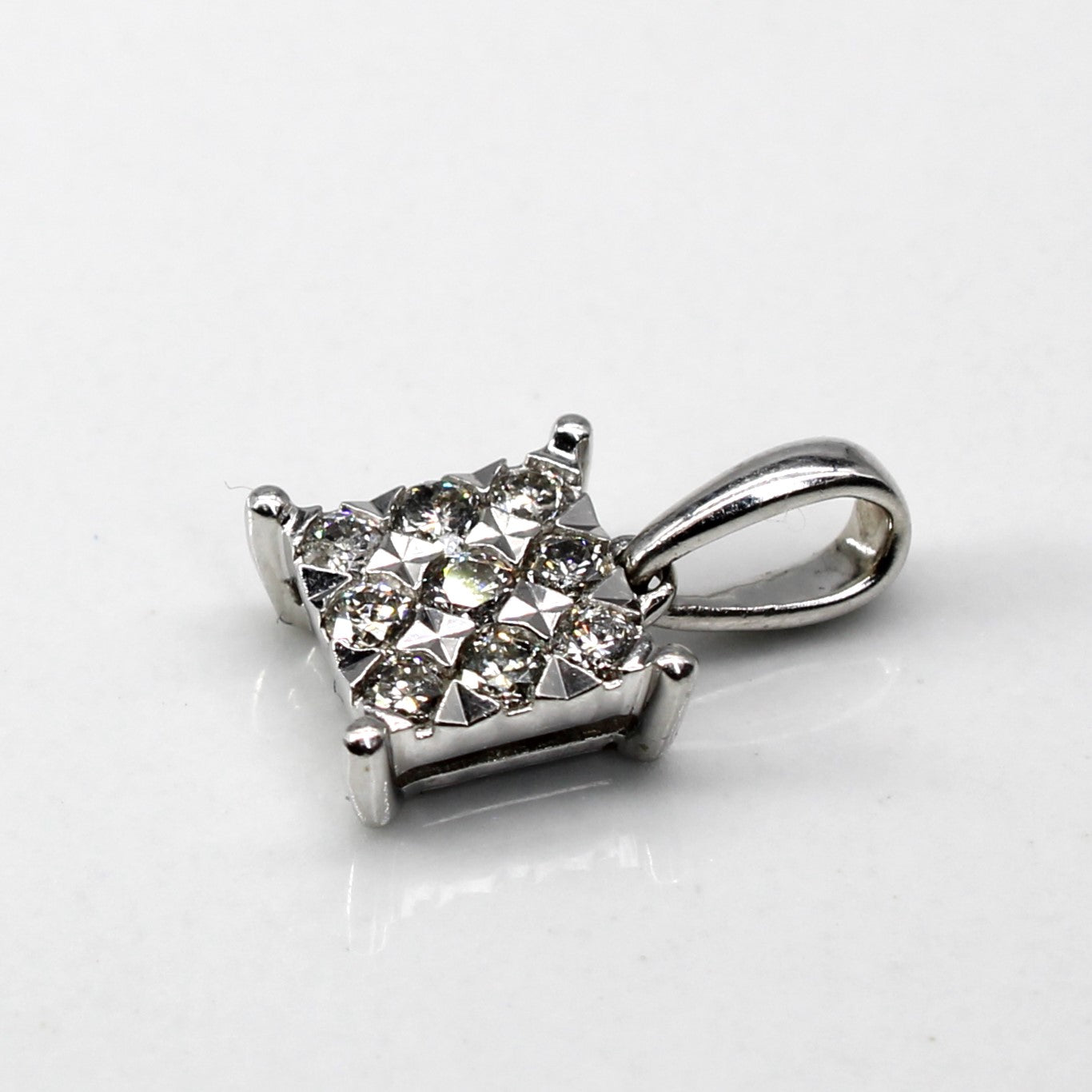 Cluster Diamond Pendant | 0.27ctw |