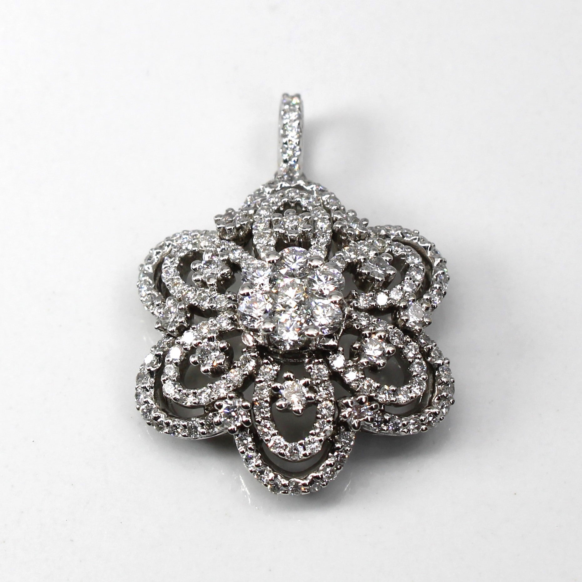 Cluster Diamond Floral Design Pendant | 1.25ctw |