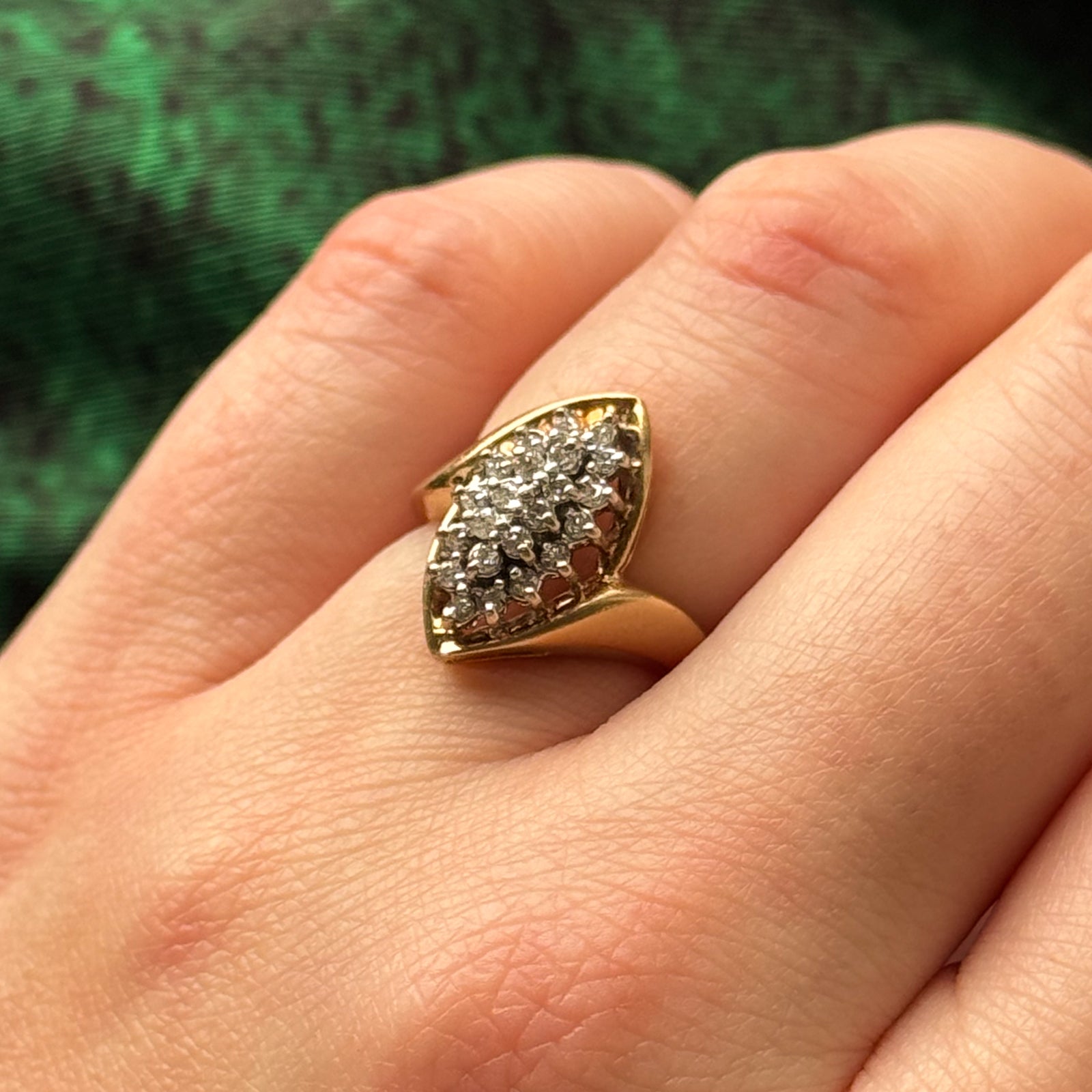 Diamond Cluster Cocktail Ring | 0.22ctw | SZ 4 |