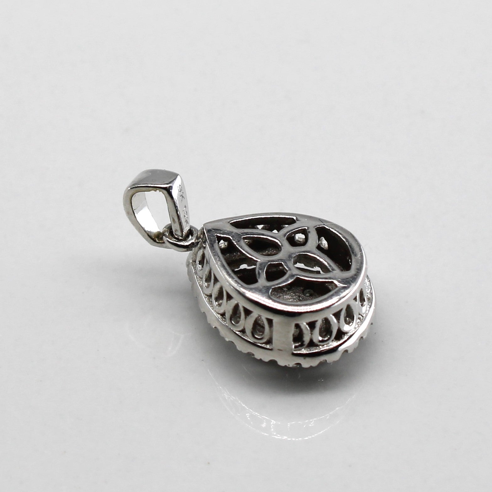 Cluster Diamond Drop Pendant | 0.37ctw |