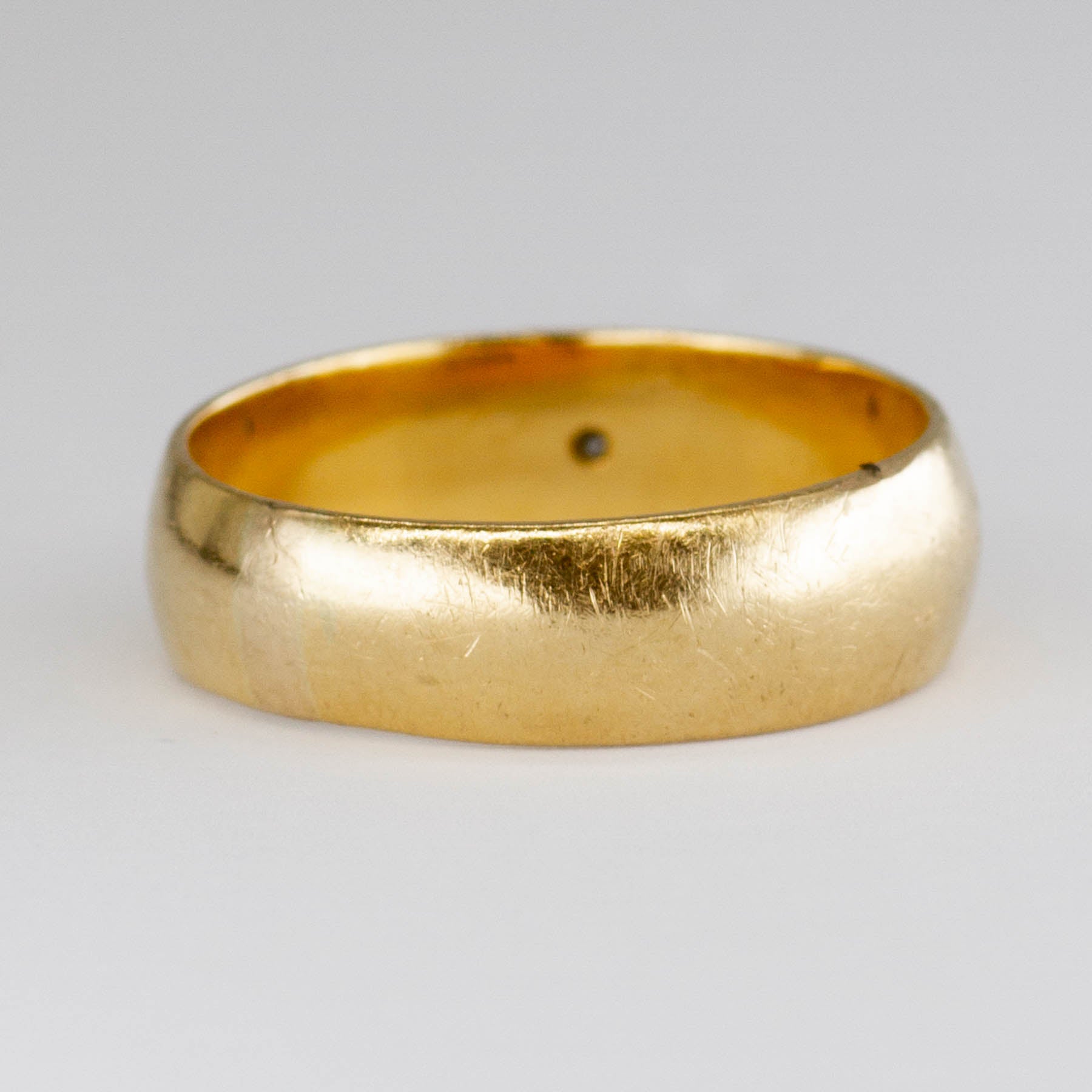 Antique Flower Engraved with Single Cut Diamond 18k Gold Band | 0.01ctw| SZ 6.75|