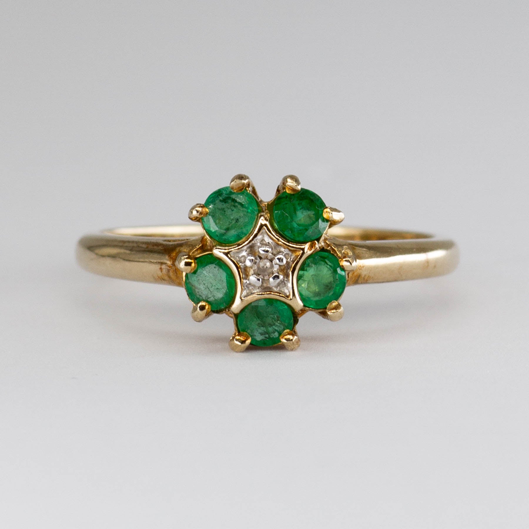 Vintage Emerald and Diamond Cluster 10k Ring | 0.5ctw, 0.01ct | SZ 7 |
