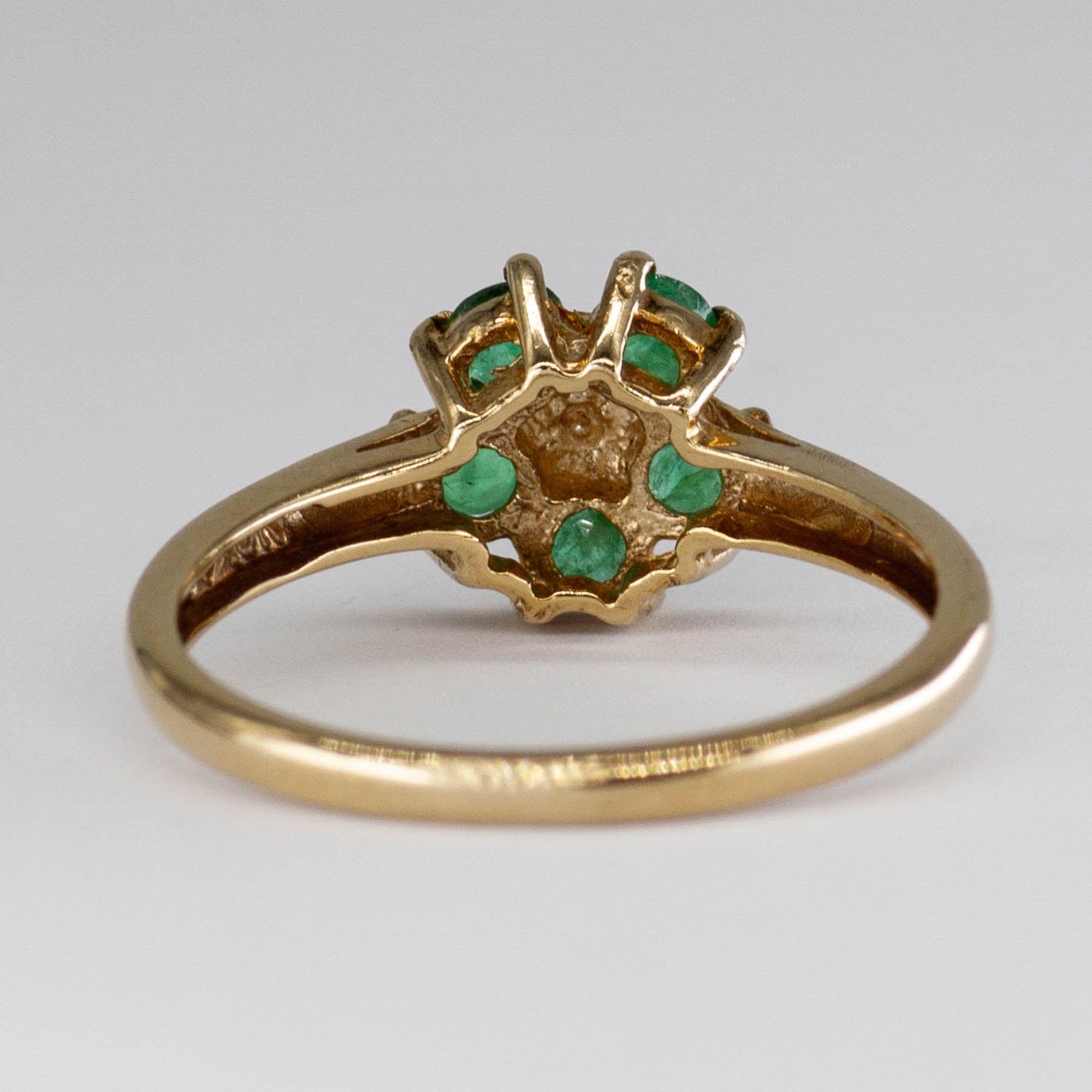 Vintage Emerald and Diamond Cluster 10k Ring | 0.5ctw, 0.01ct | SZ 7 |