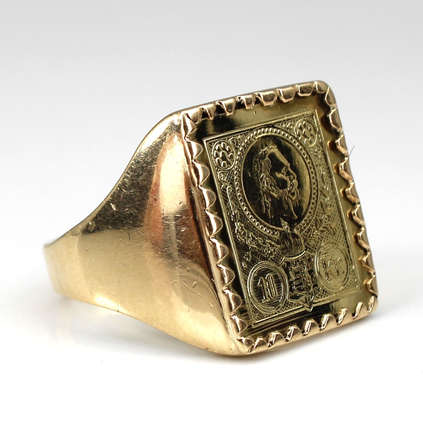 14k Yellow Gold Ring | SZ 8 |