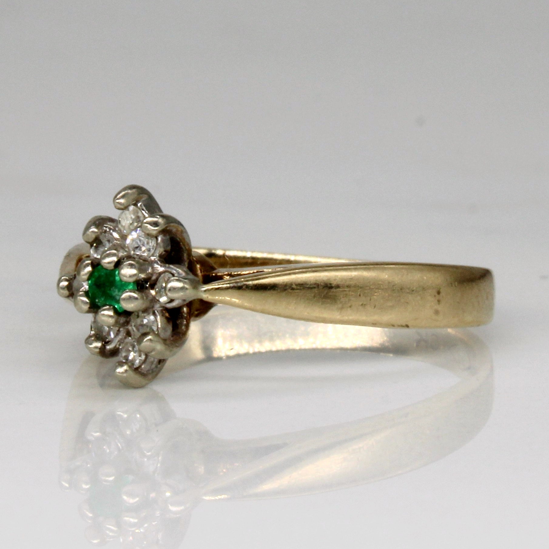 High Set Diamond & Emerald Ring | 0.06ctw, 0.02ct | SZ 6.25 |