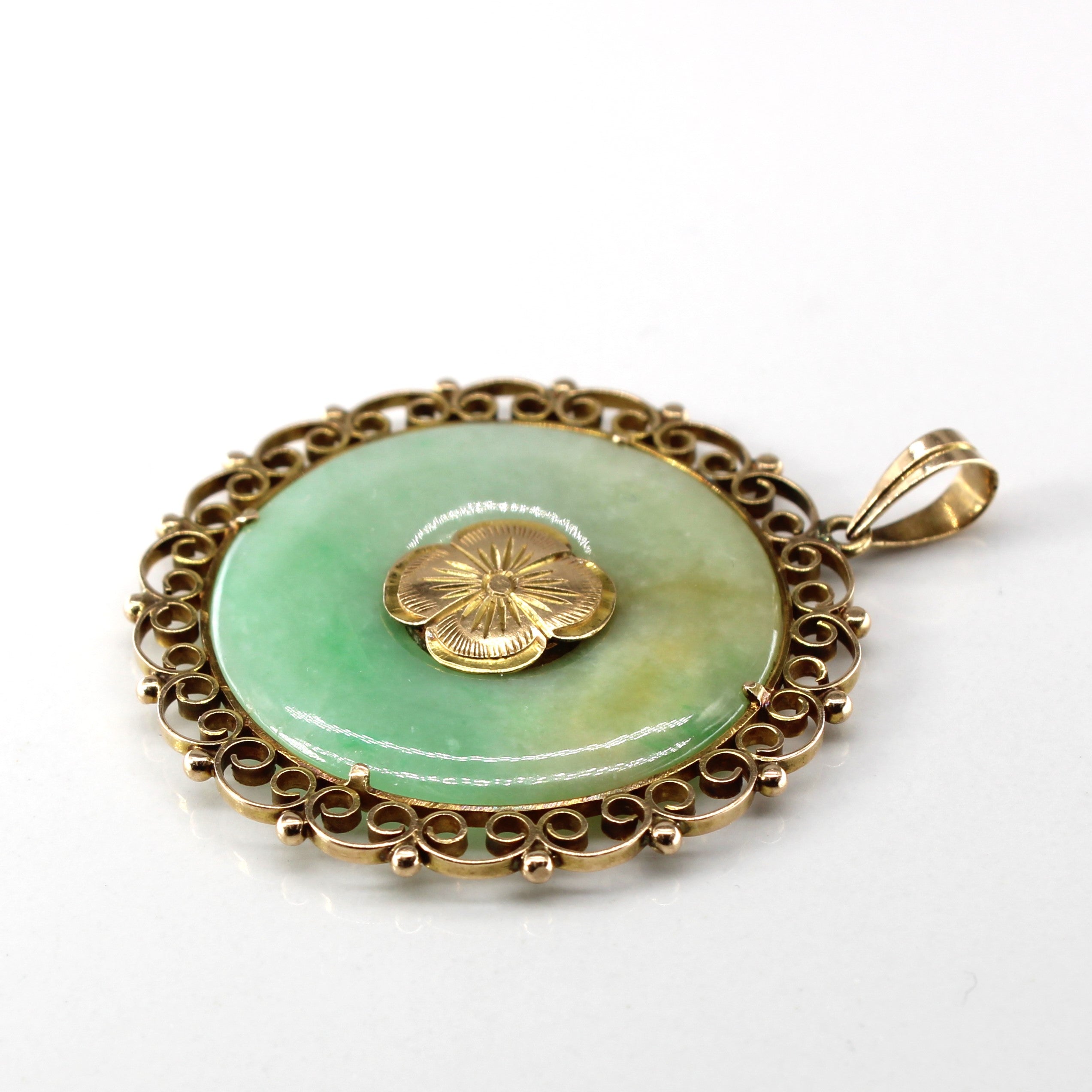 Filigree Design Gold Jadeite Pendant | 12.00ct |