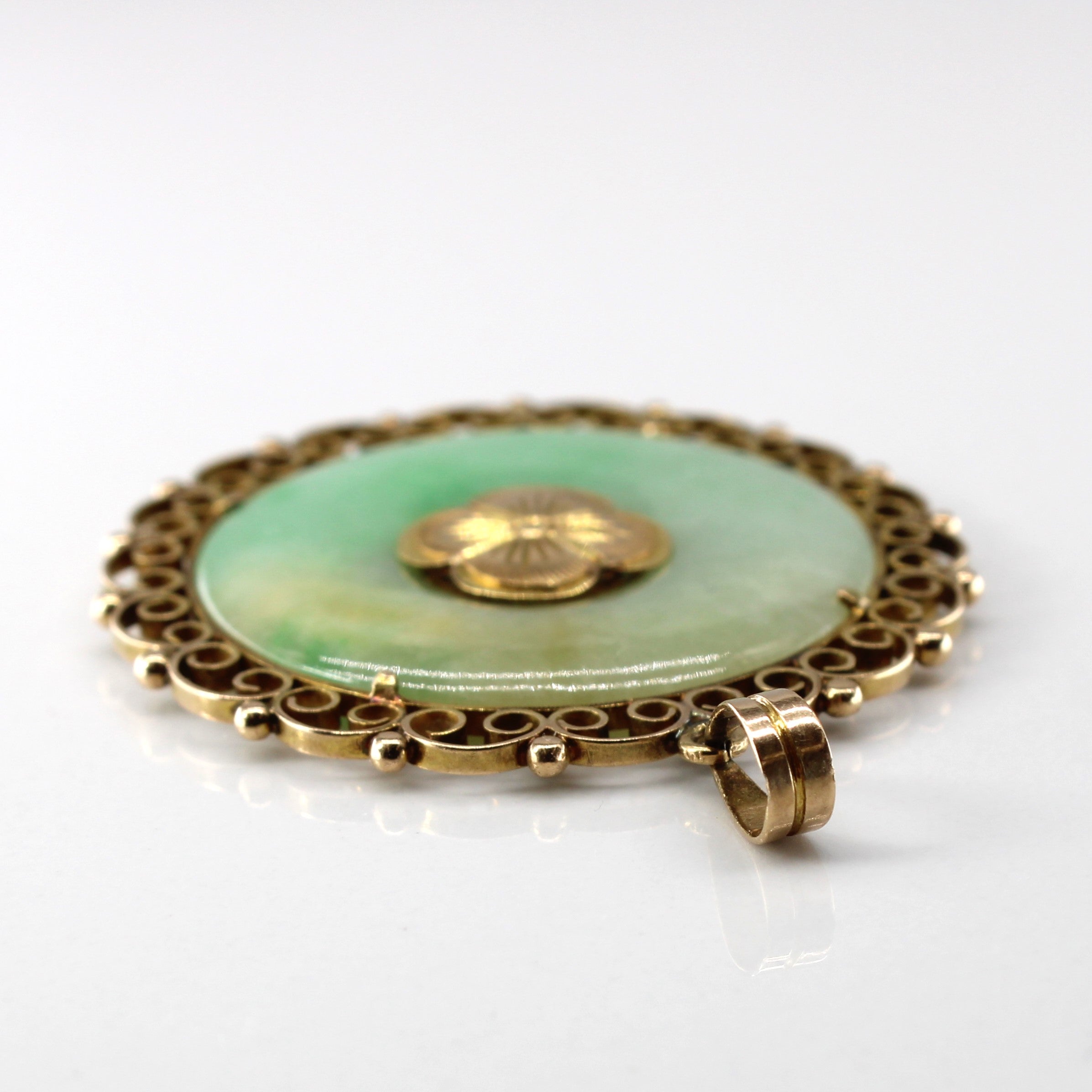 Filigree Design Gold Jadeite Pendant | 12.00ct |