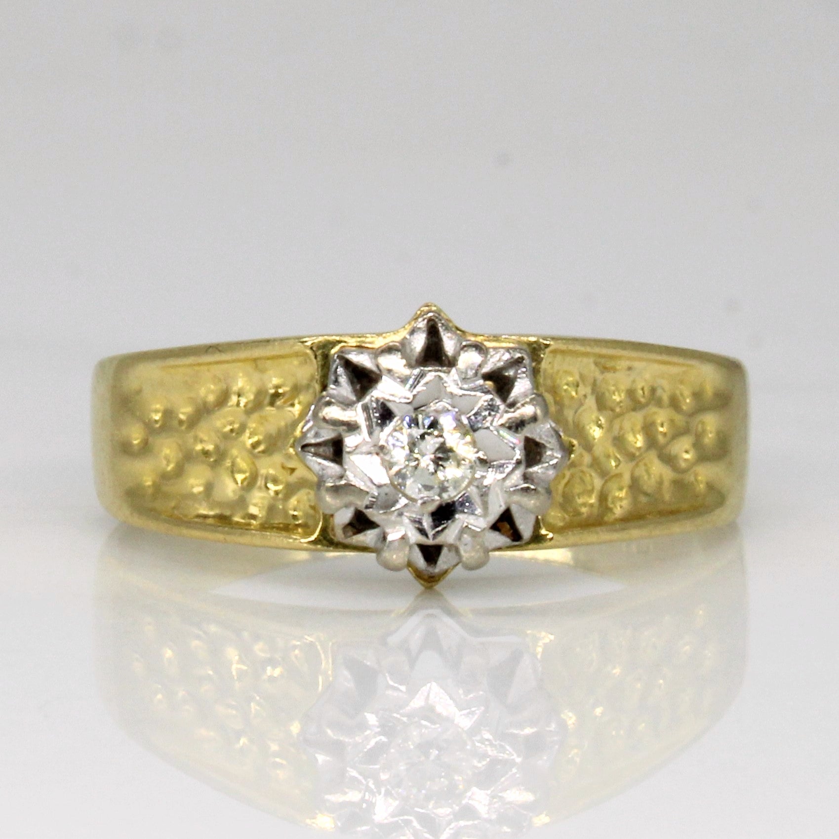 18K Star Design 8 Prong Diamond Ring | 0.07ct | SZ 7.75 |