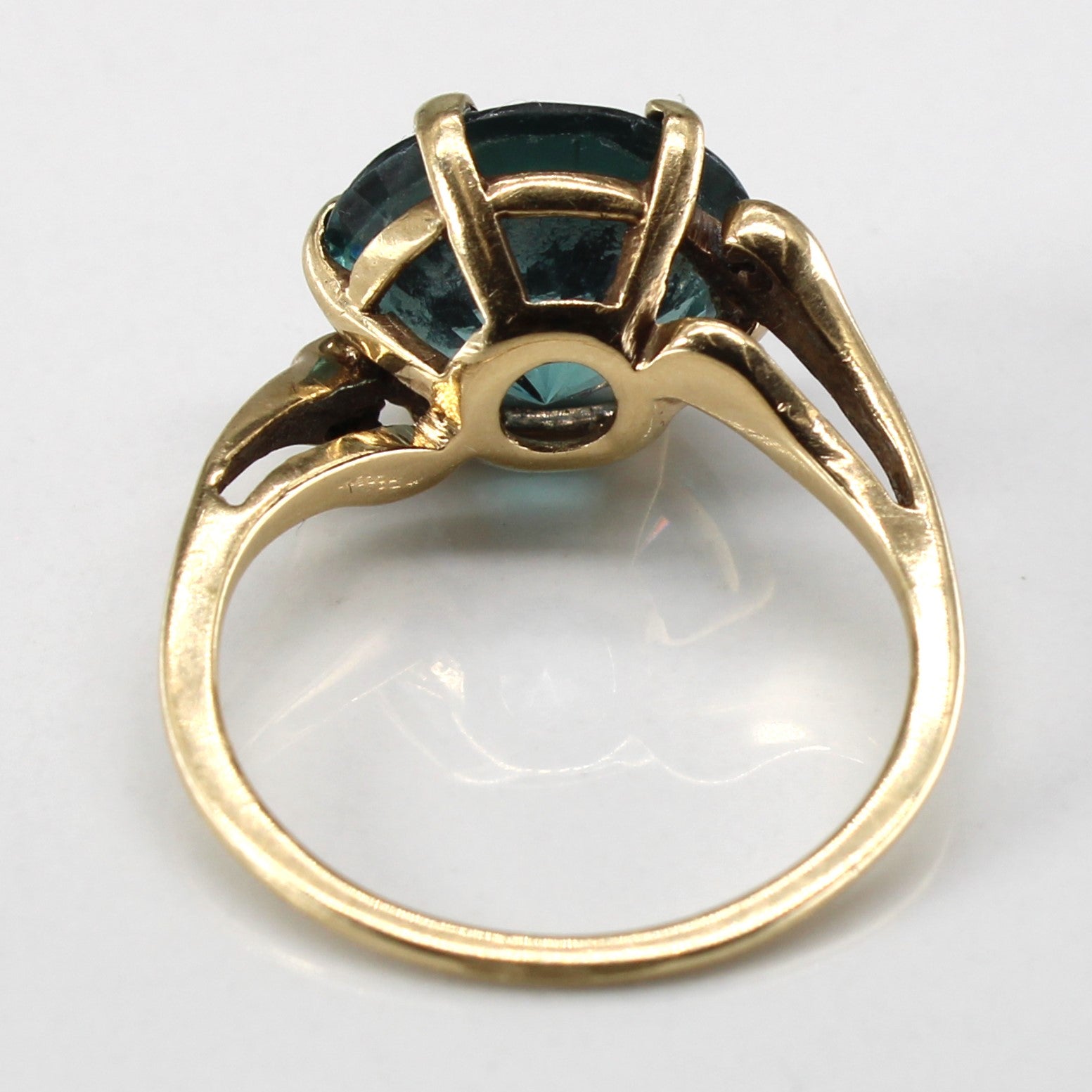 Synthetic Spinel Gold Ring | 6.00ct | SZ 7.75 |