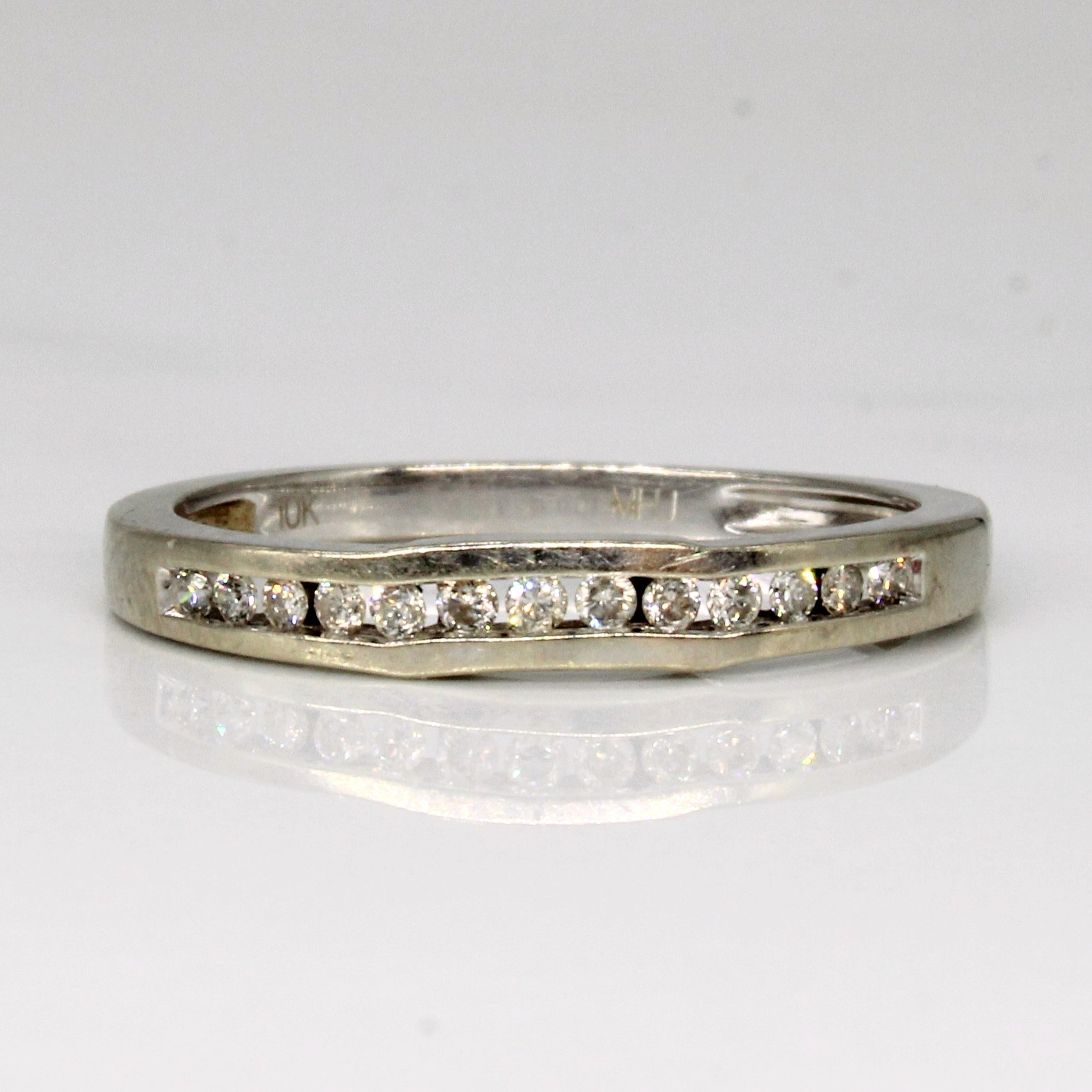 Channel Set Diamond Ring | 0.13ctw | SZ 7.25 |