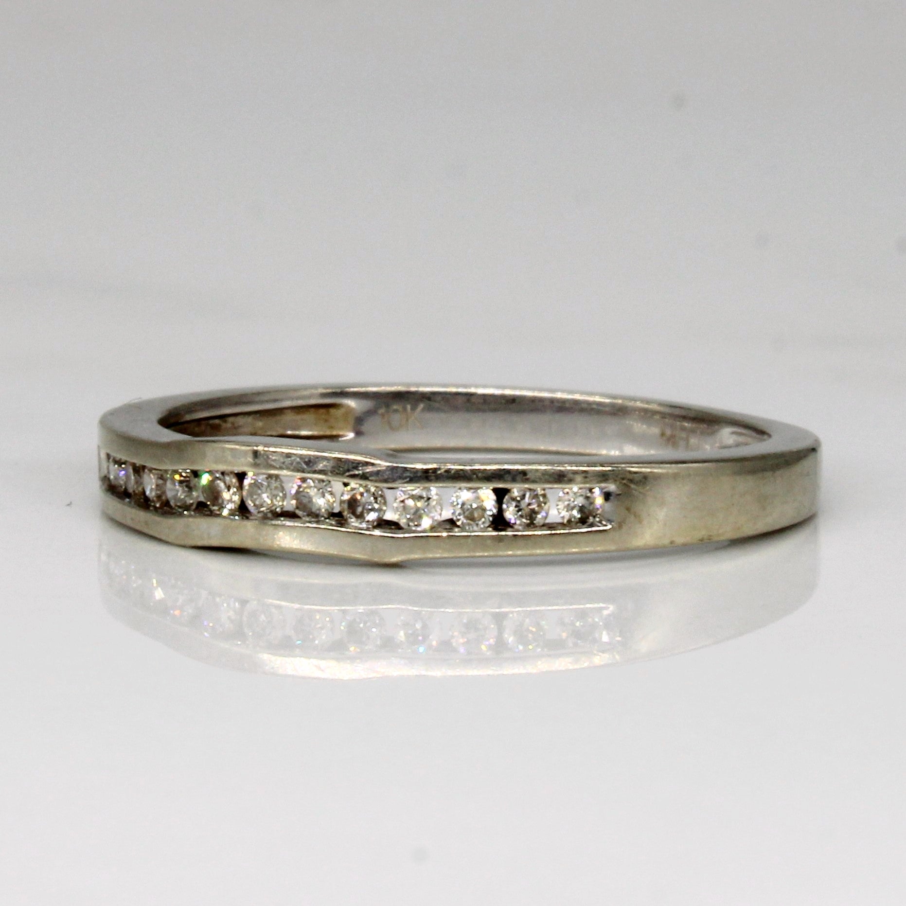 Channel Set Diamond Ring | 0.13ctw | SZ 7.25 |