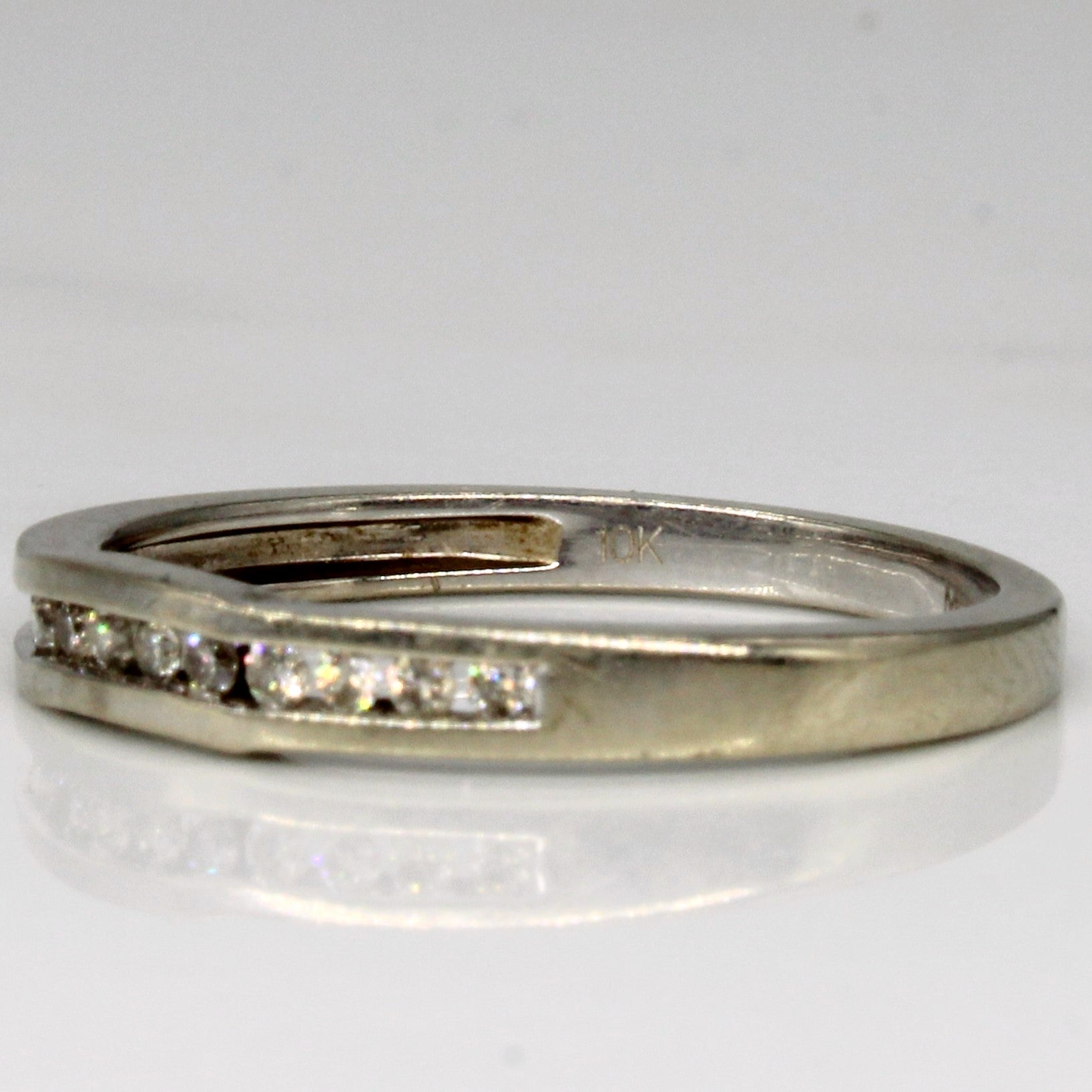 Channel Set Diamond Ring | 0.13ctw | SZ 7.25 |