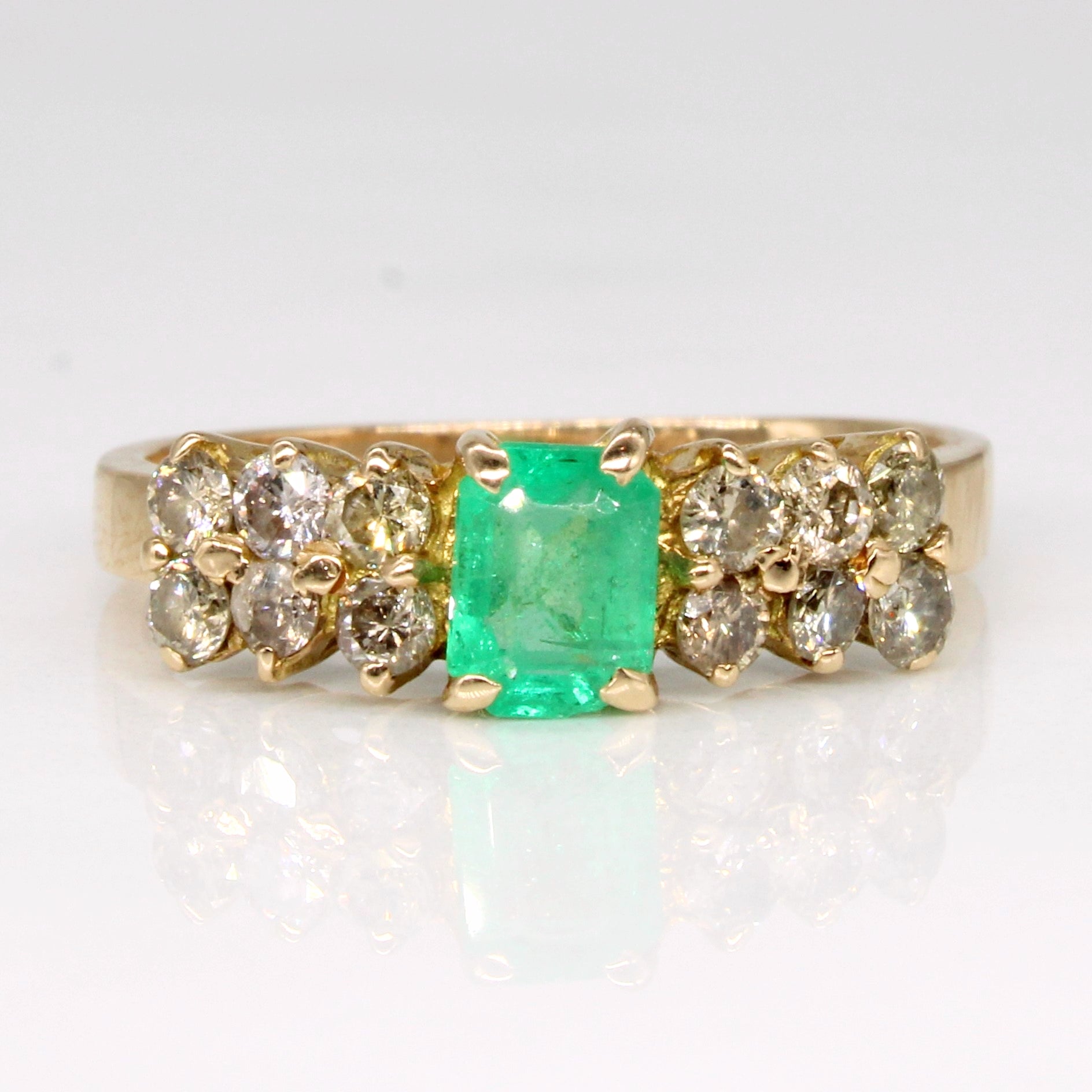 Diamond & Emerald ring | 0.48ctw, 0.45ct | SZ 6.25 |