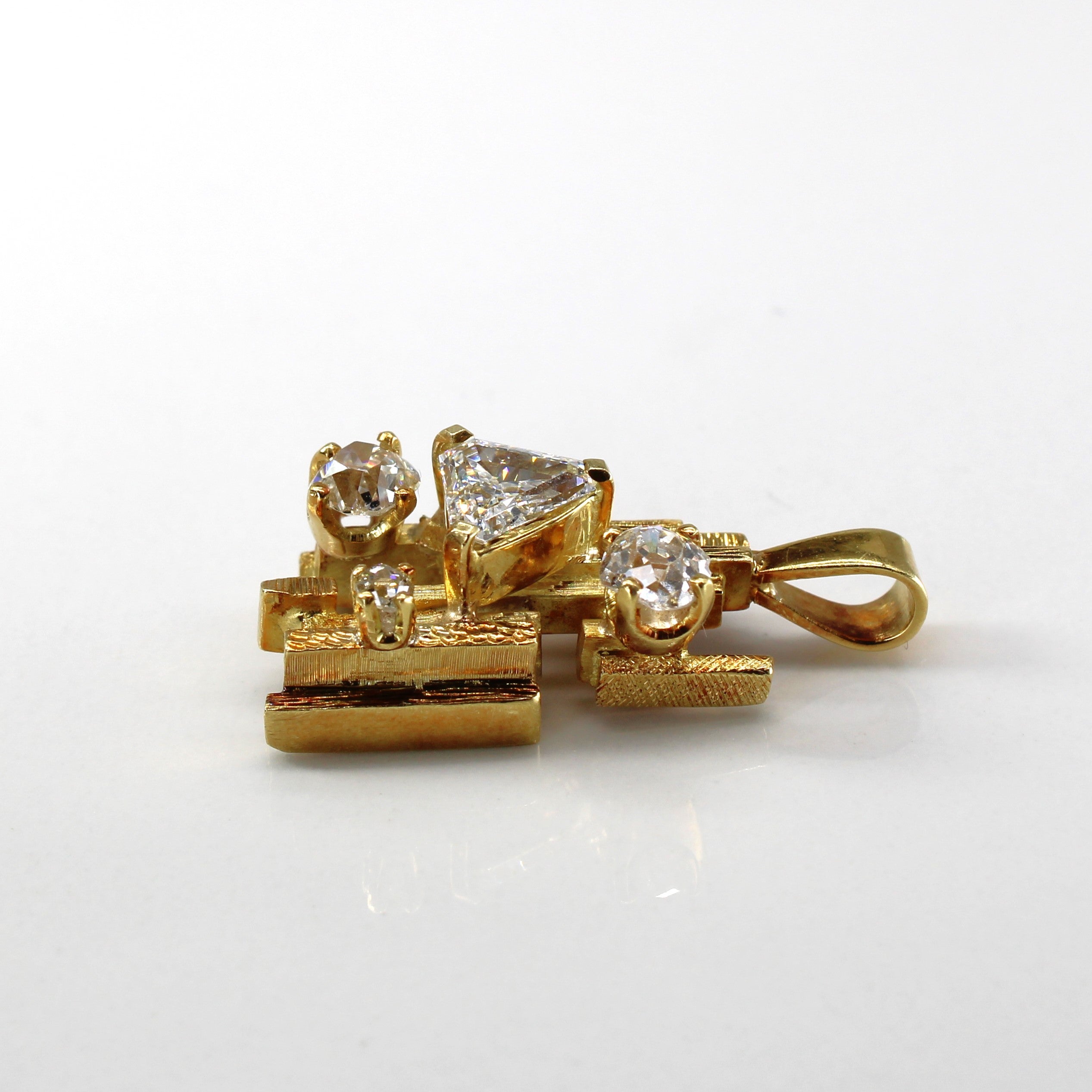 Multi Diamond Textured Gold Pendant | 1.15ctw |