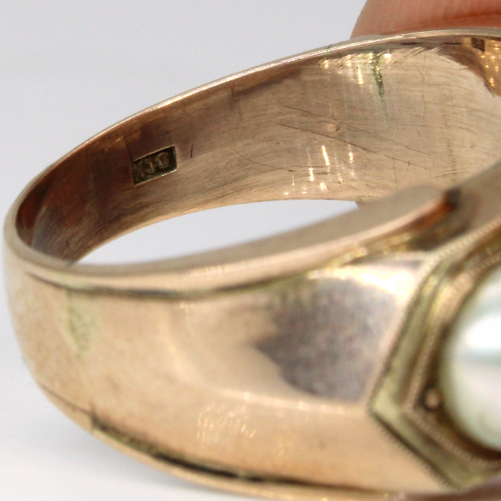 Three Stone Pearl Ring | SZ 10.5 |