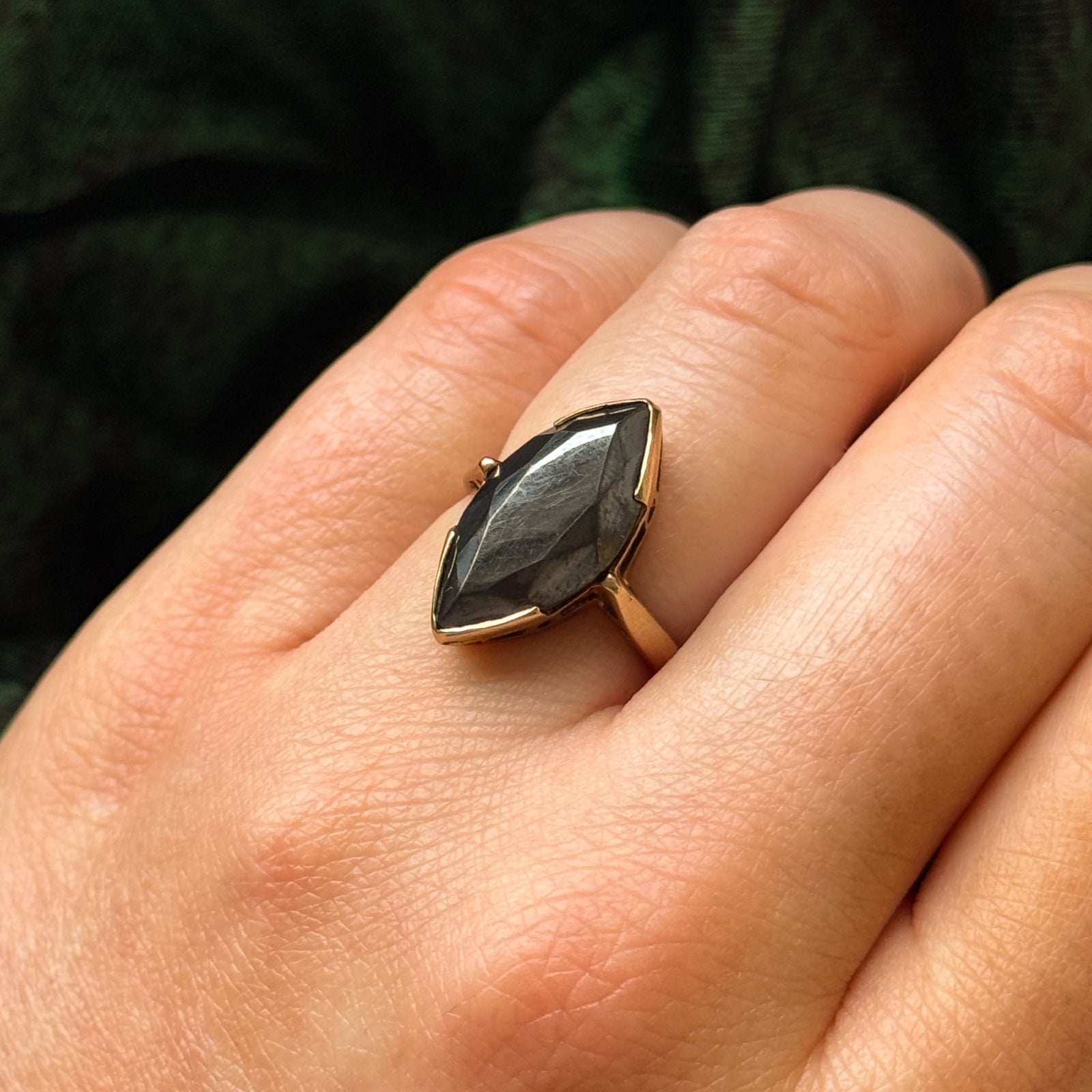 Hematite Marquise Cabochon Ring | 3.40ct | SZ 4.75 |