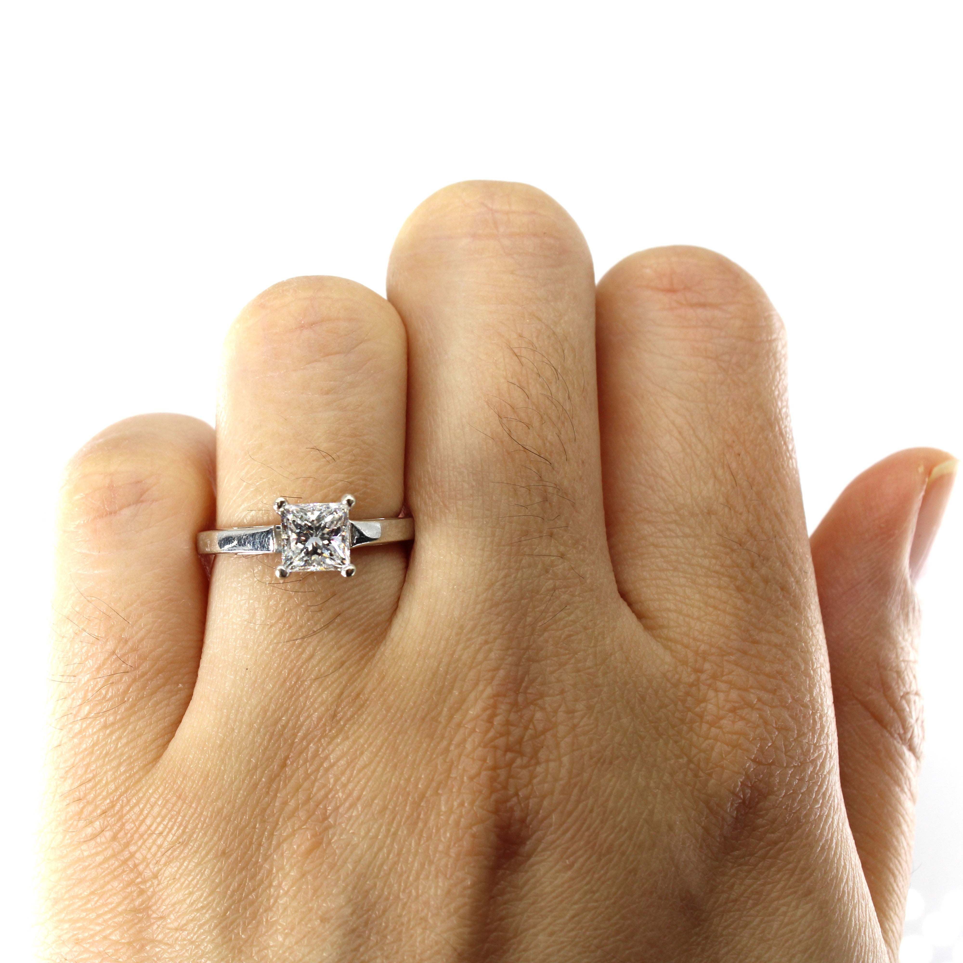Bague de fiançailles solitaire en diamant princesse | 1,06 ct | Taille 5,25 |