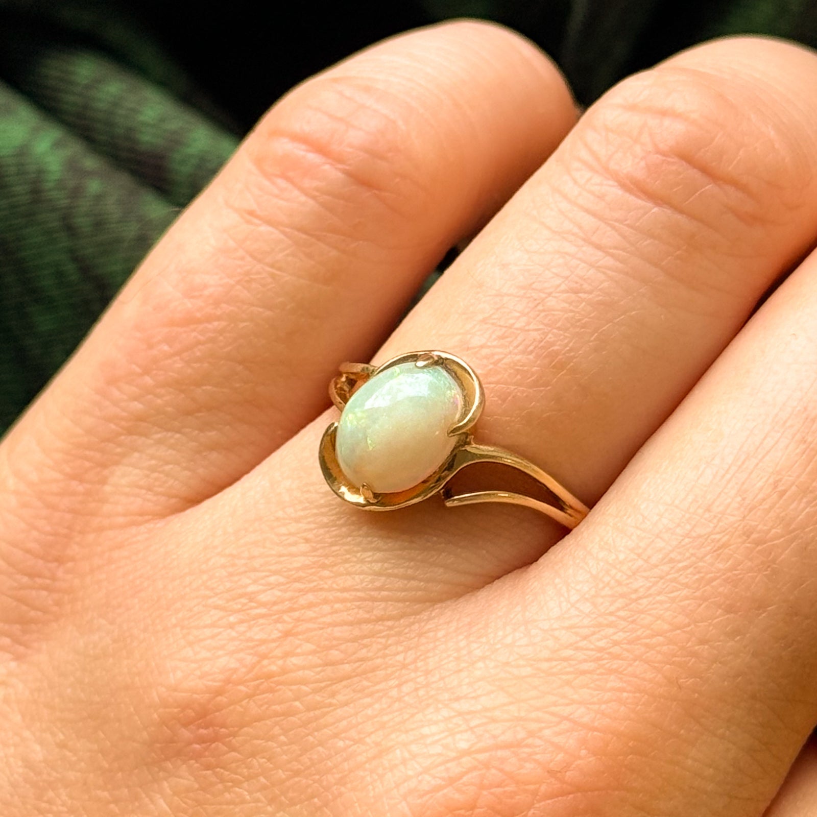 Opal Ring | 1.20ct | SZ 6.75 |