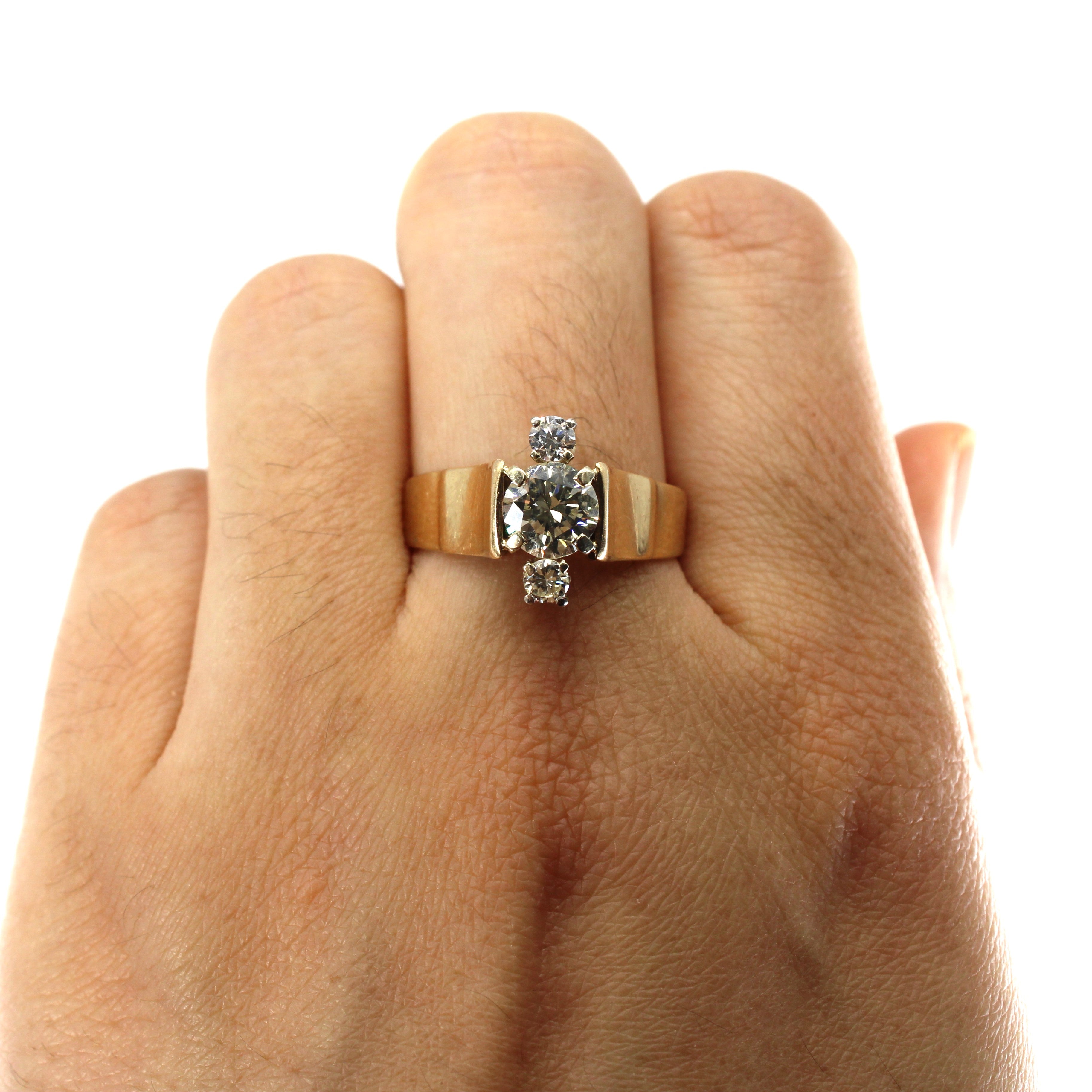 Three Stone Diamond Ring | 1.14ctw SI1/SI2 L/M | SZ 9 |