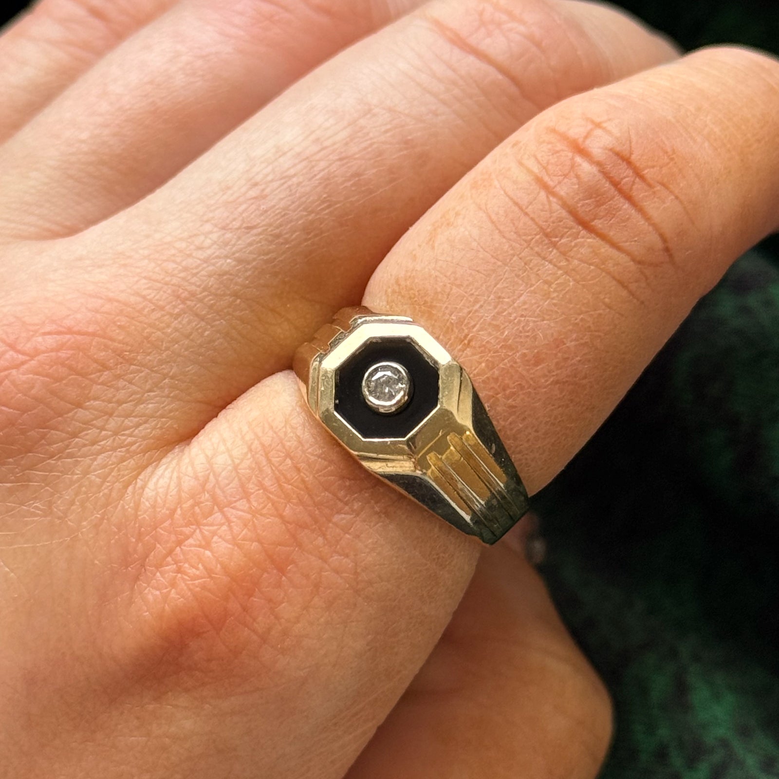 Octagonal Onyx & Diamond Ring | 0.70ct, 0.06ct | SZ 7.5 |