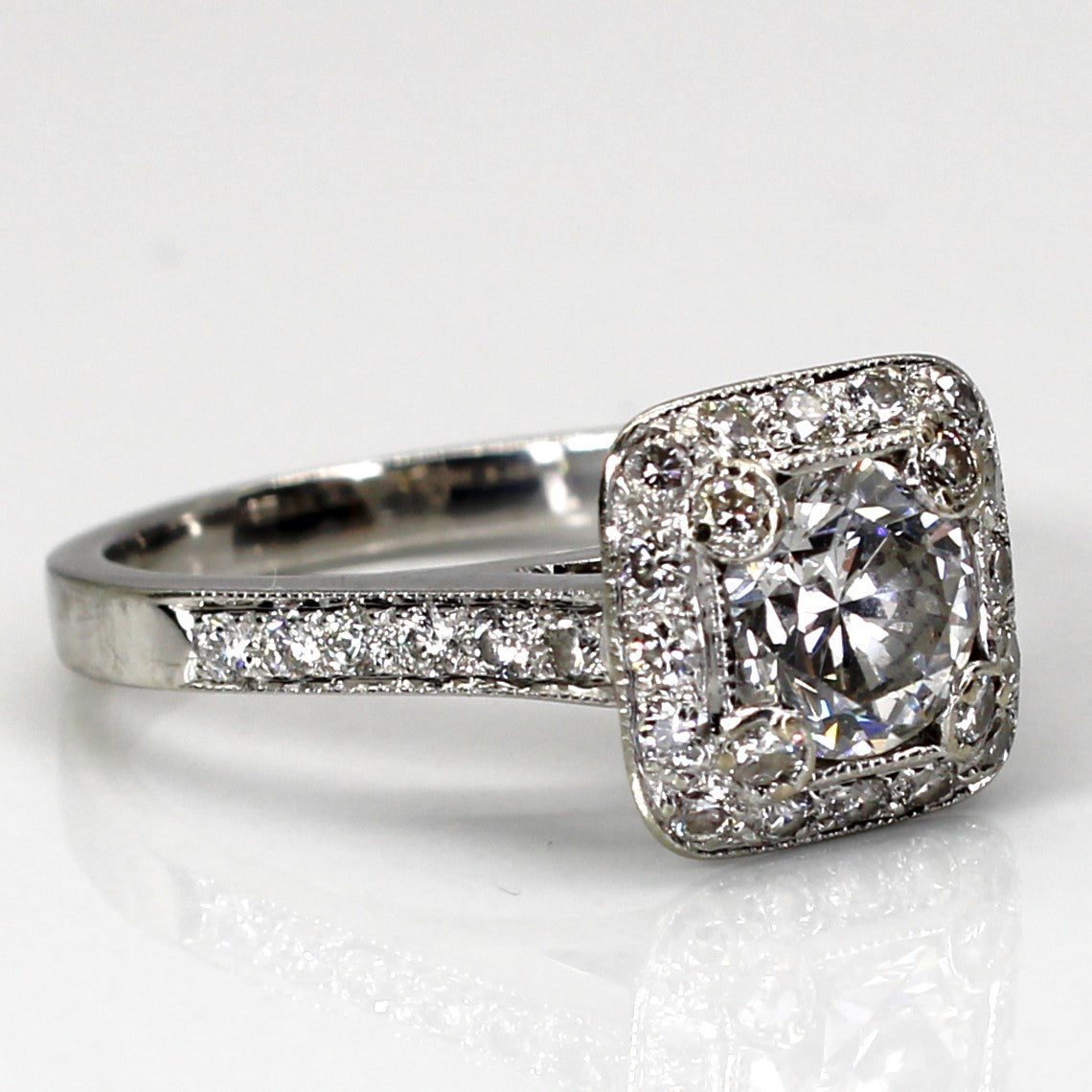 Halo Diamond Engagement Ring | 1.57ctw SI1 G/H | SZ 7 |
