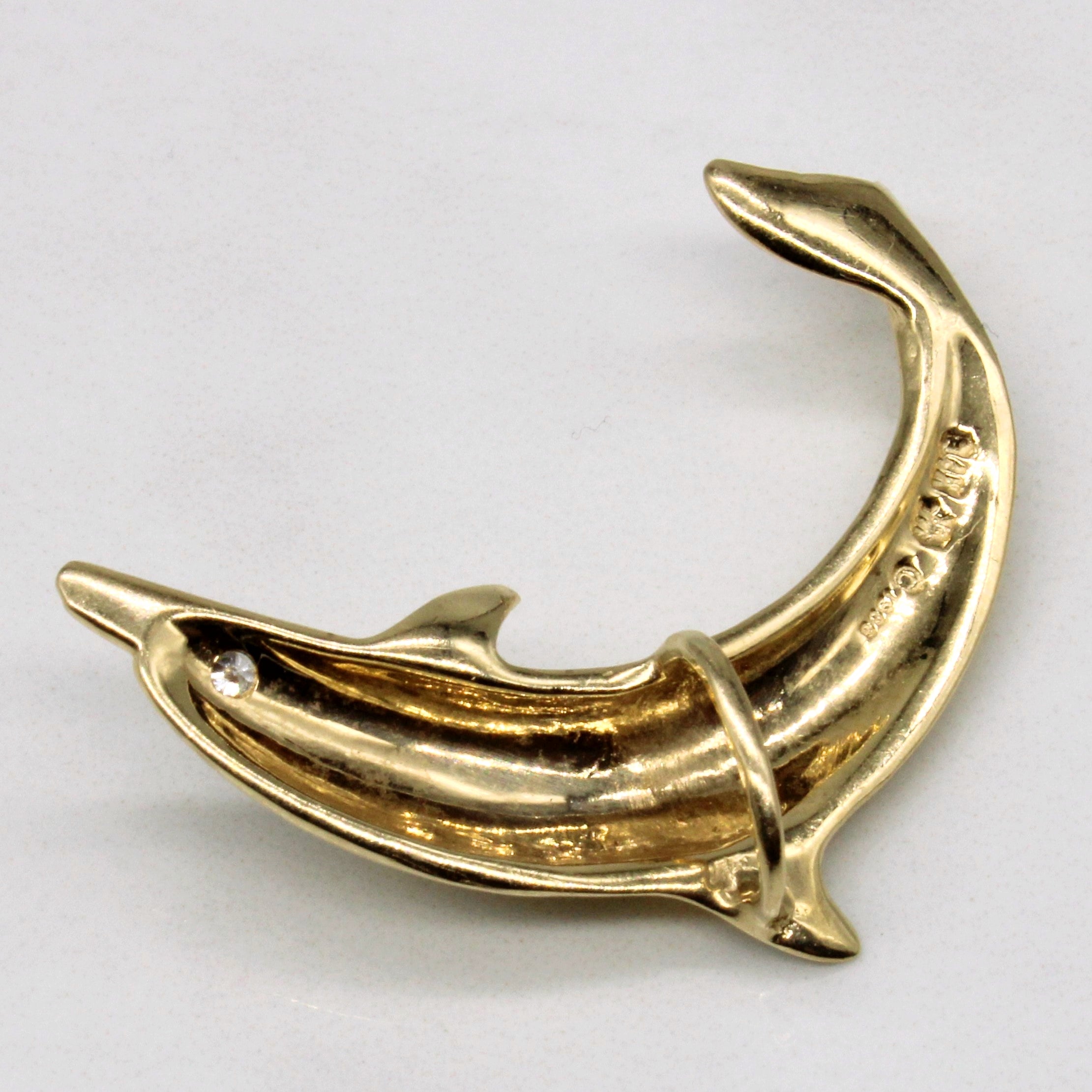 Diamond Dolphin Pendant | 0.03ct |