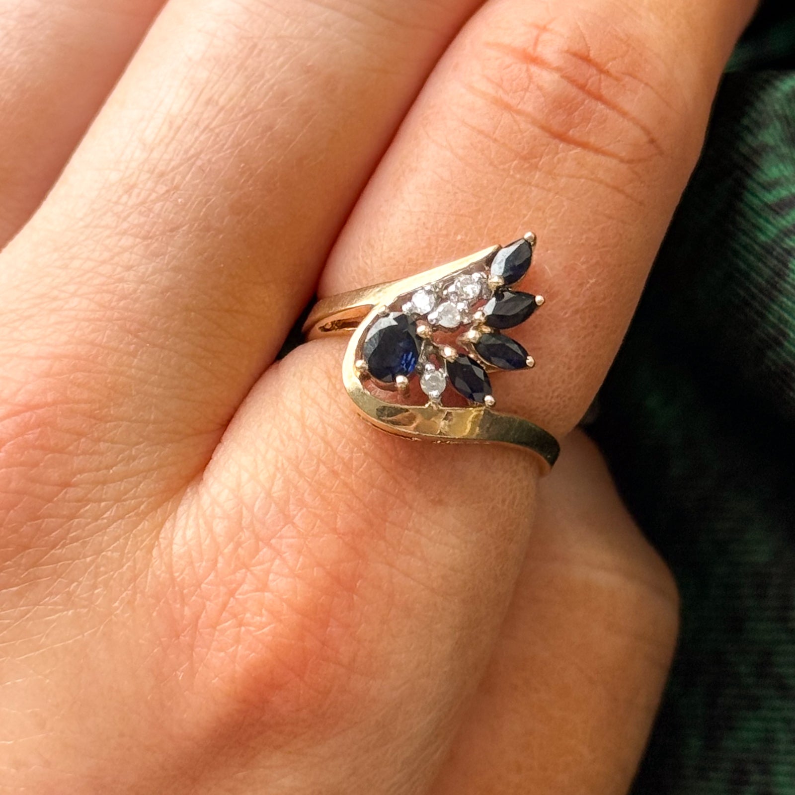 Sapphire & Diamond Cocktail Ring | 0.48ctw, 0.04ctw | SZ 7 |