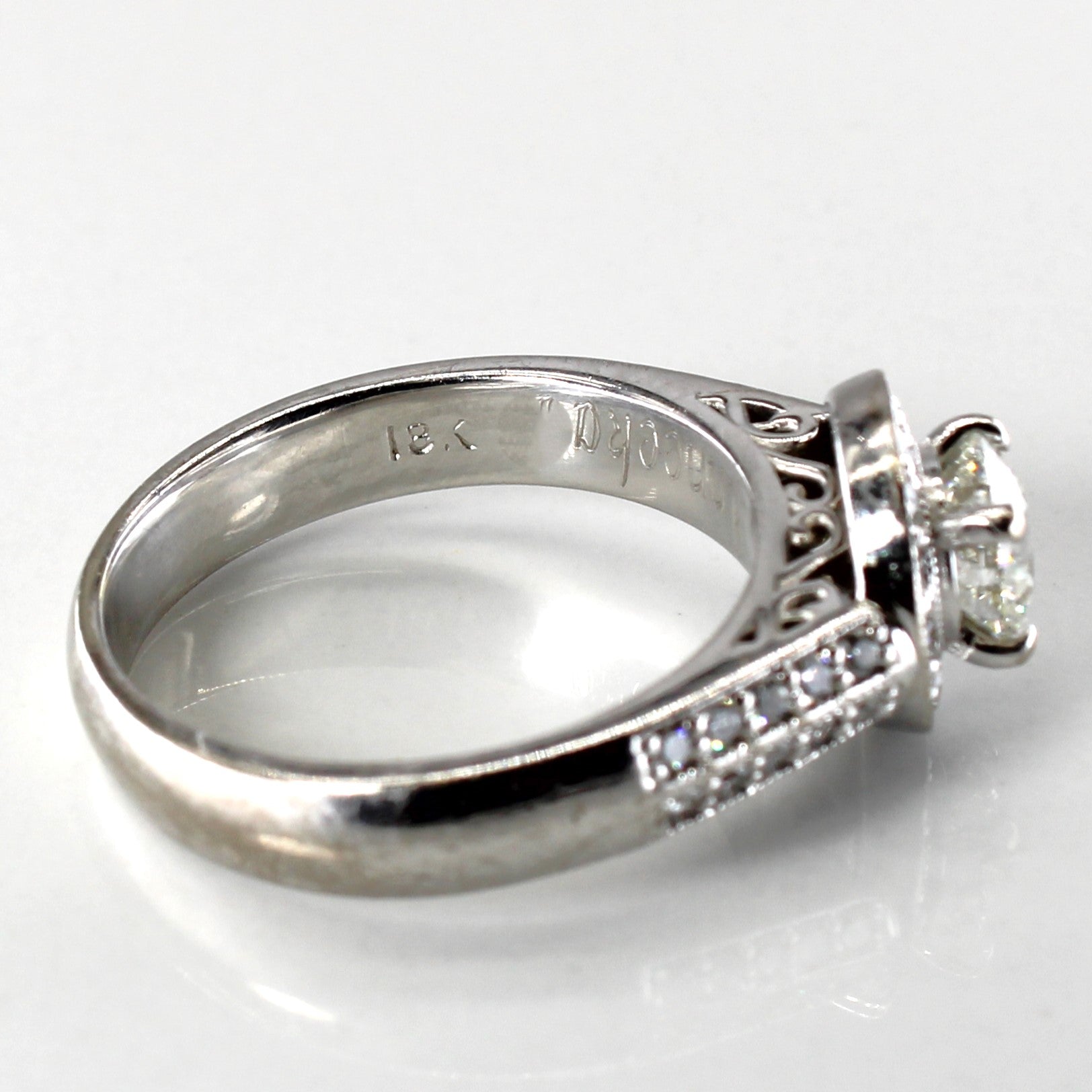 Halo Diamond Engagement Ring | 1.07ctw | SZ 6.75 |