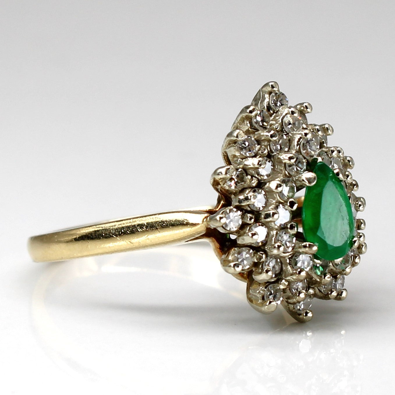 Cluster Diamond & Emerald Cocktail Ring | 0.60ctw | 0.38ct | SZ 7.5 |
