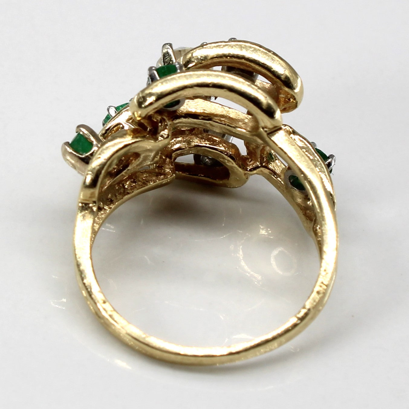 Textured Diamond & Emerald Ring | 0.40ctw | 0.20ctw | SZ 6 |
