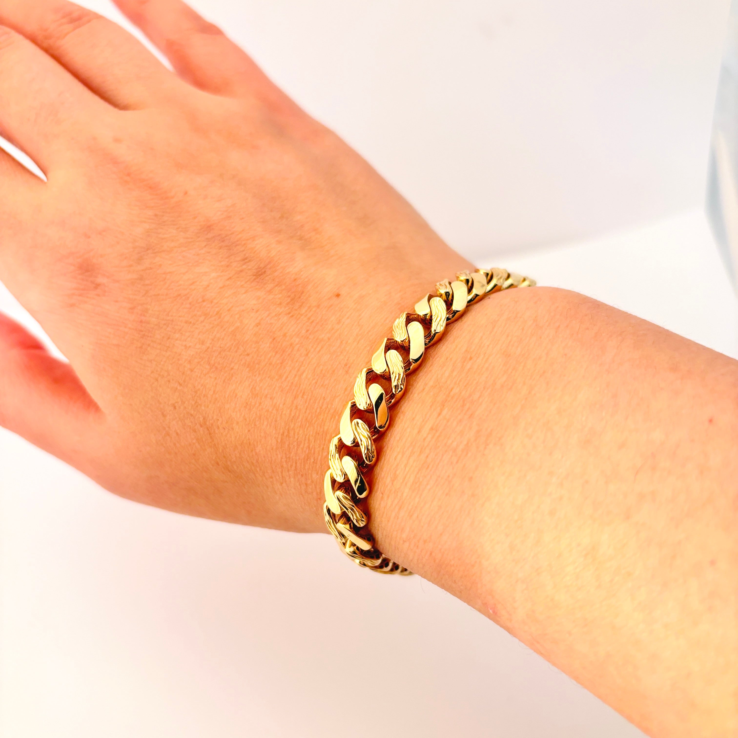18k Yellow Gold Curb Chain Bracelet | 8" |