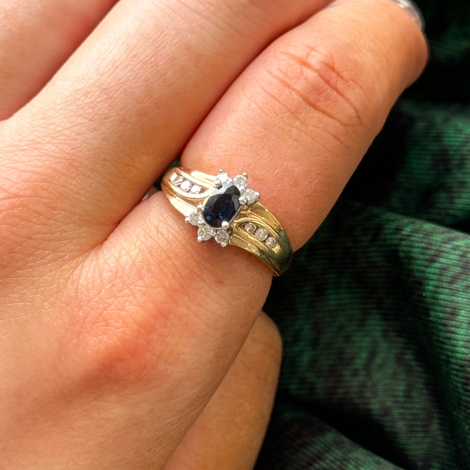 Sapphire & Diamond Cocktail Ring | 0.35ct, 0.15ctw | SZ 6 |