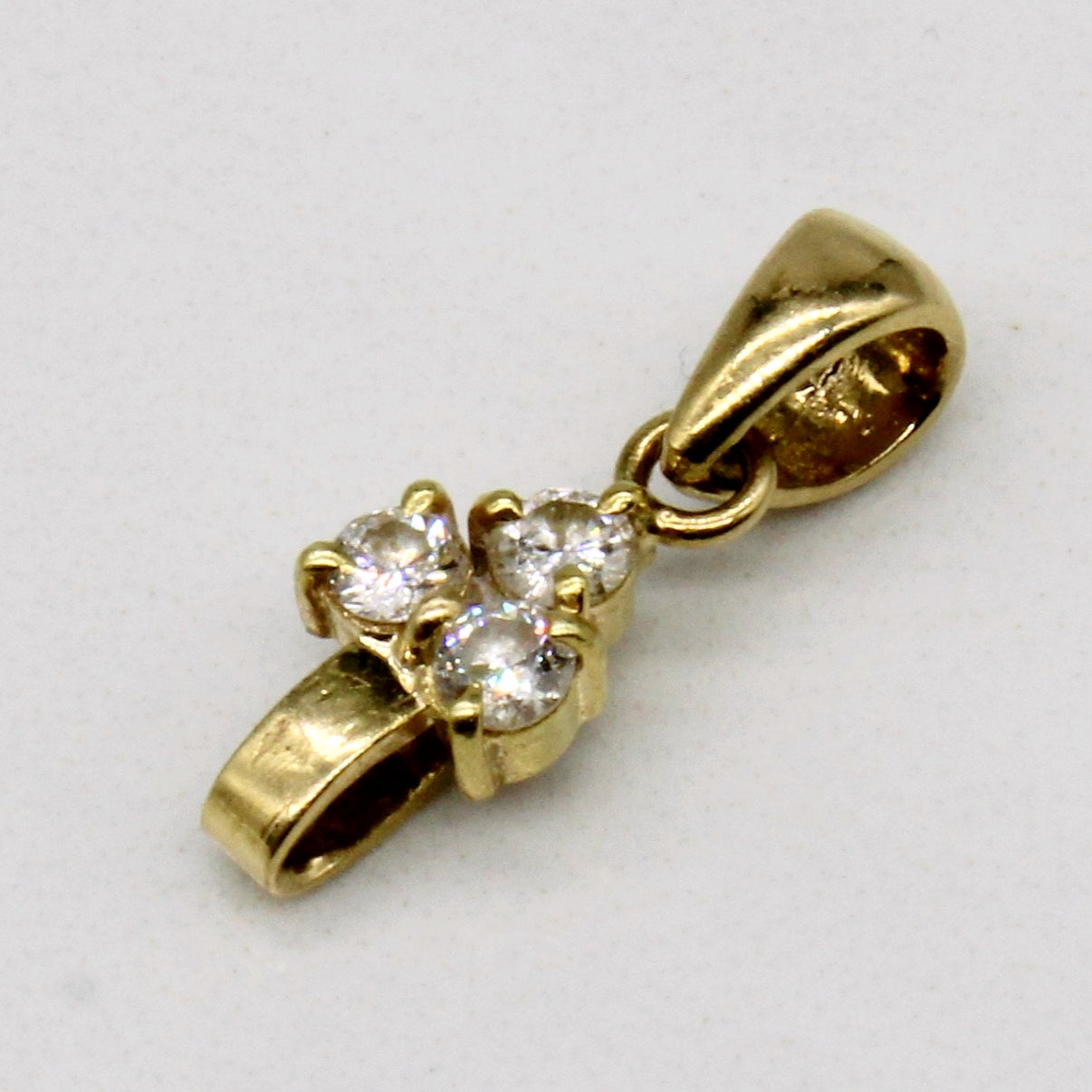 Diamond Cluster Pendant | 0.12ctw |