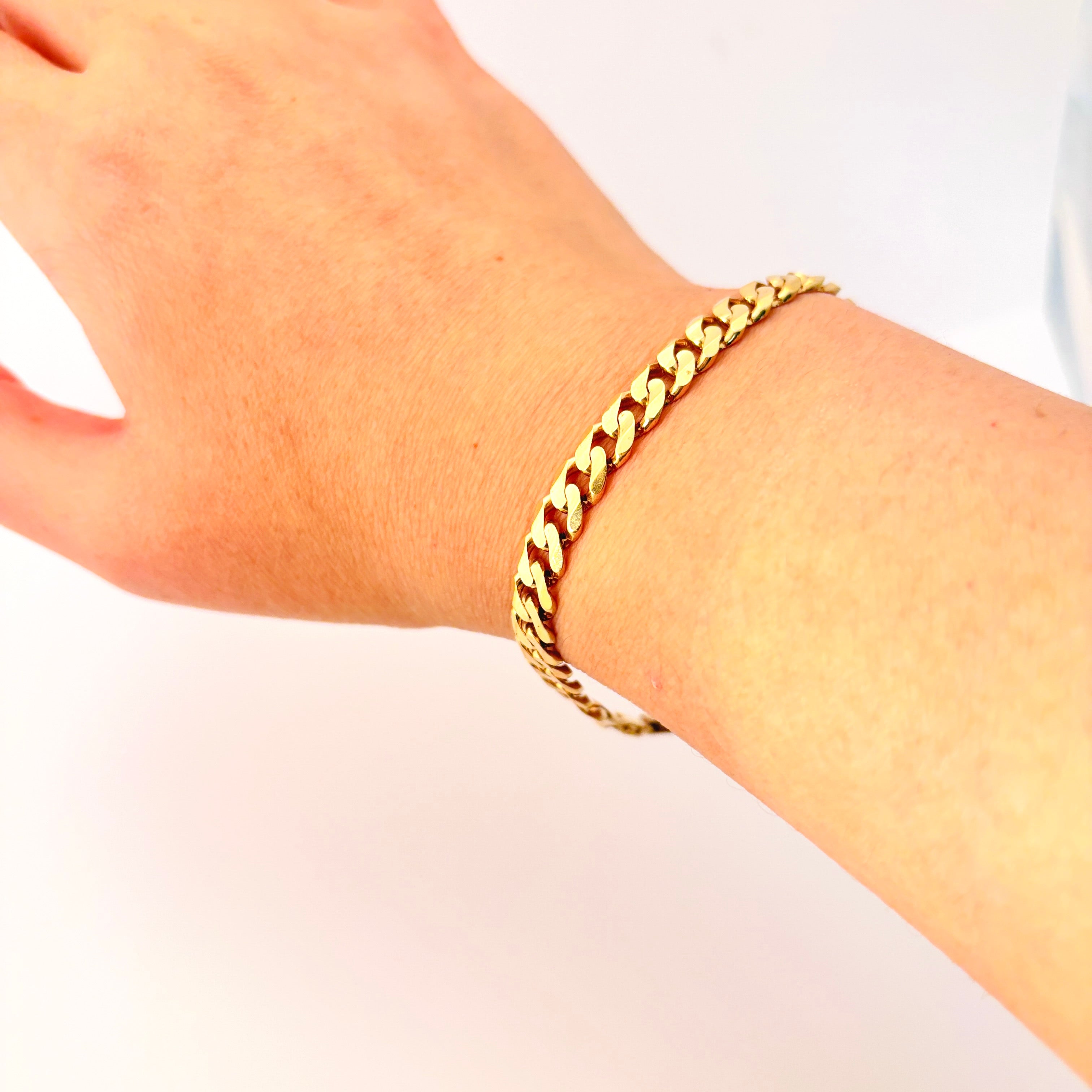 18k Yellow Gold Curb Chain Bracelet | 8" |