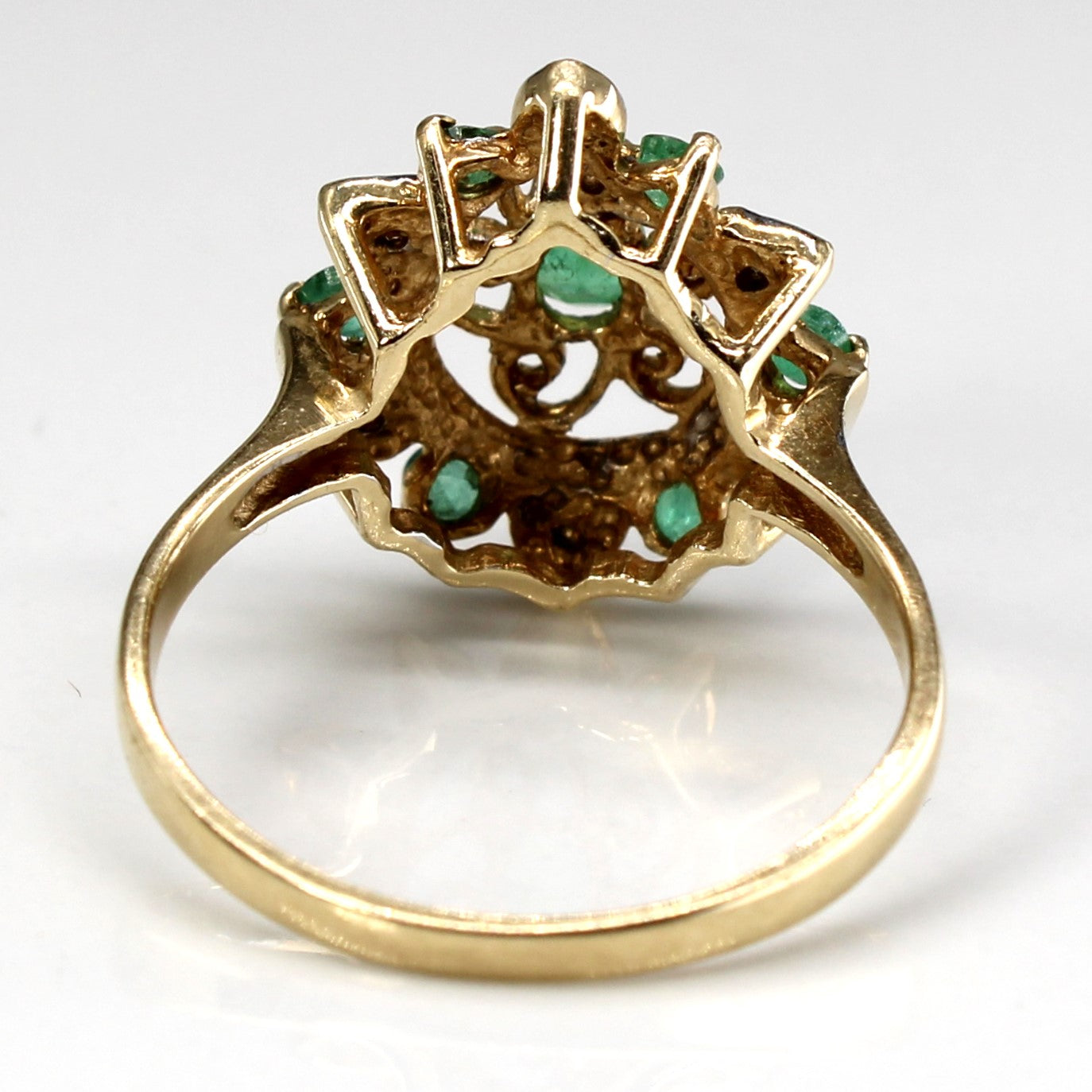 Emerald & Diamond Cocktail Ring | 0.28ctw | 0.012ctw | SZ 8 |