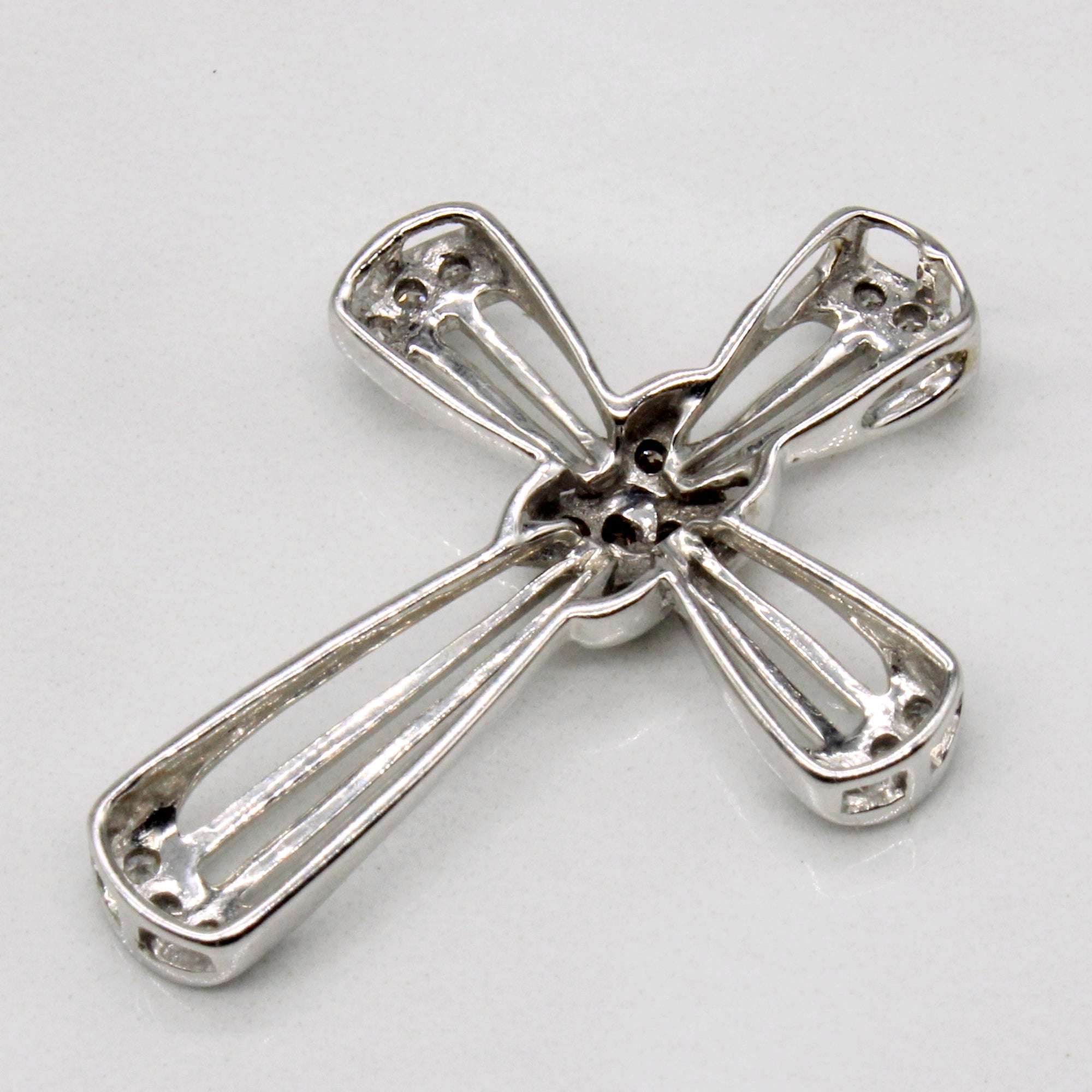 Diamond Cross Pendant | 0.12ctw |