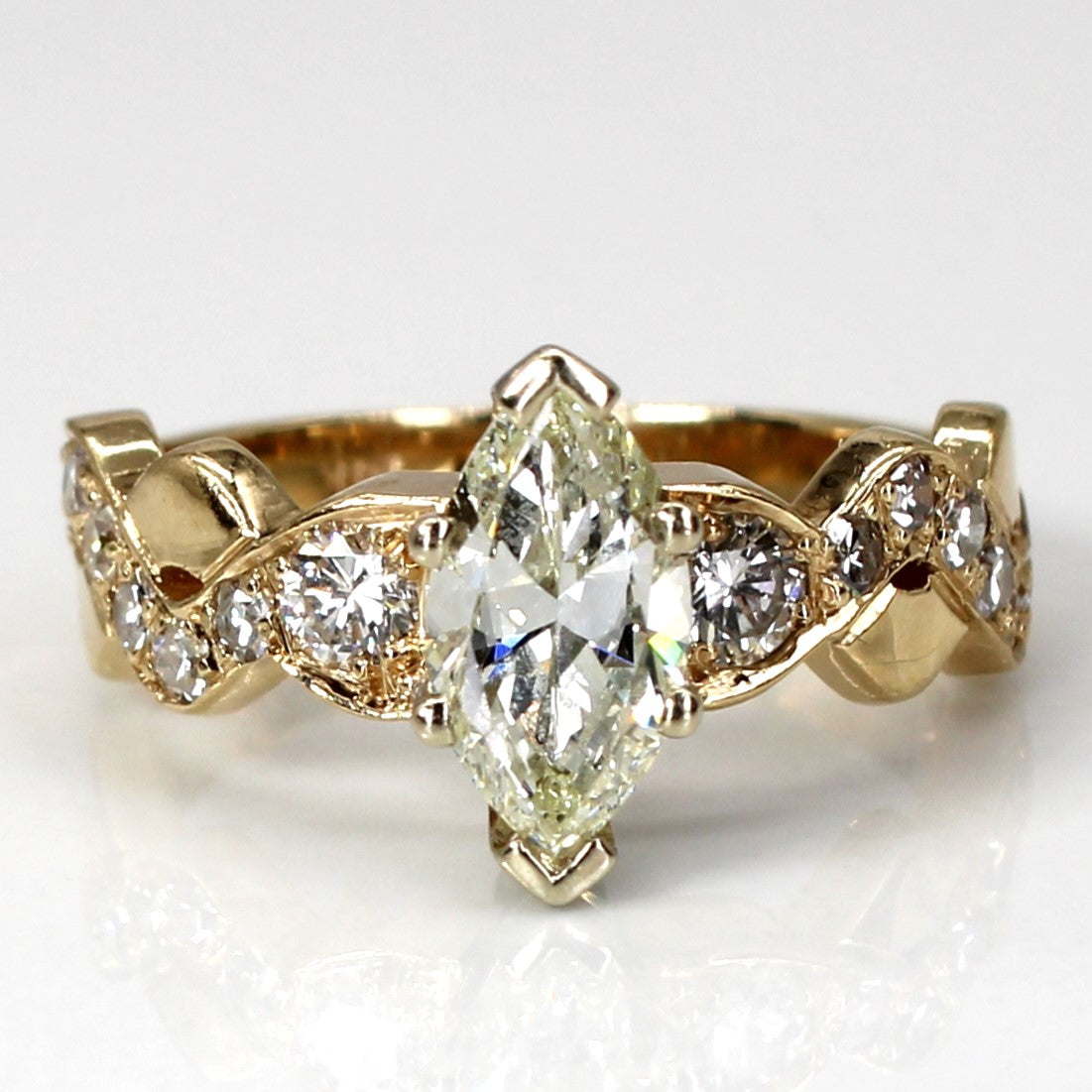Bague de fiançailles en diamant marquise avec accents | 1,42 ct VS1/VS2 K/L | Taille 5 |