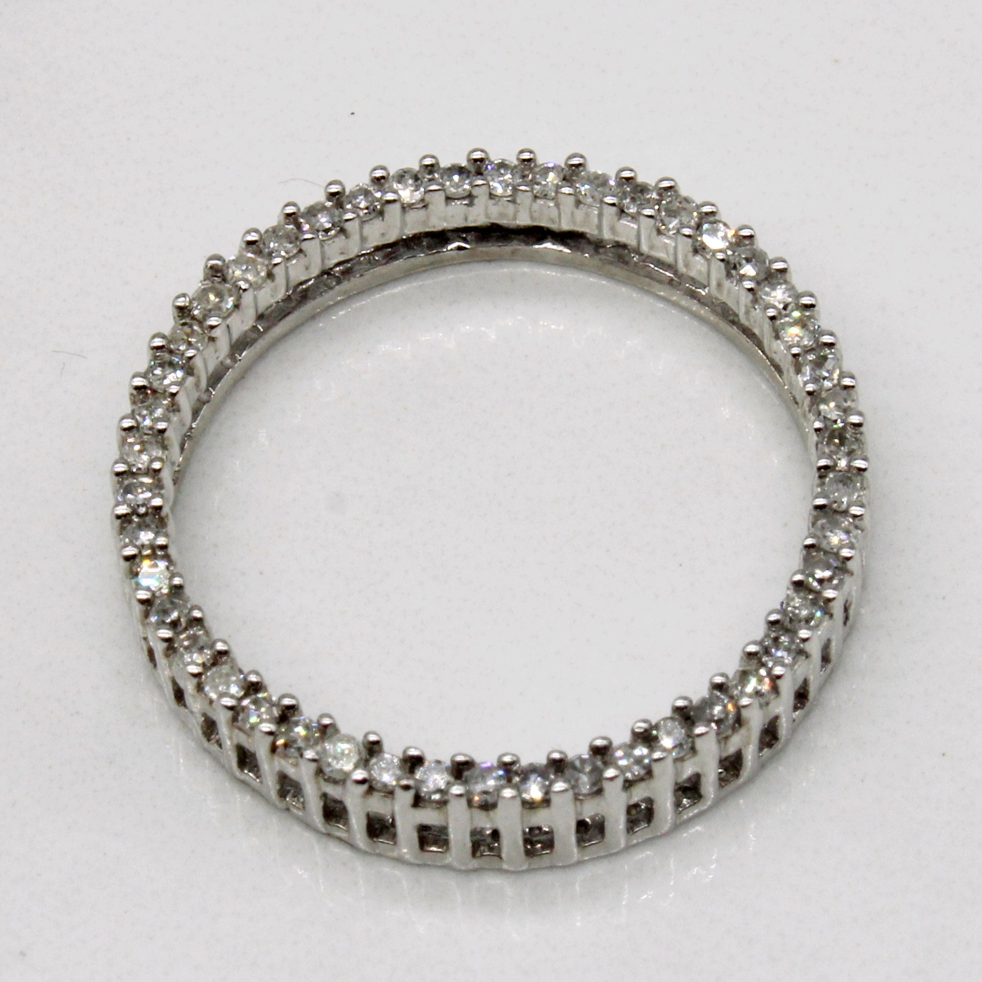 Diamond Circle Pendant | 0.25ctw |