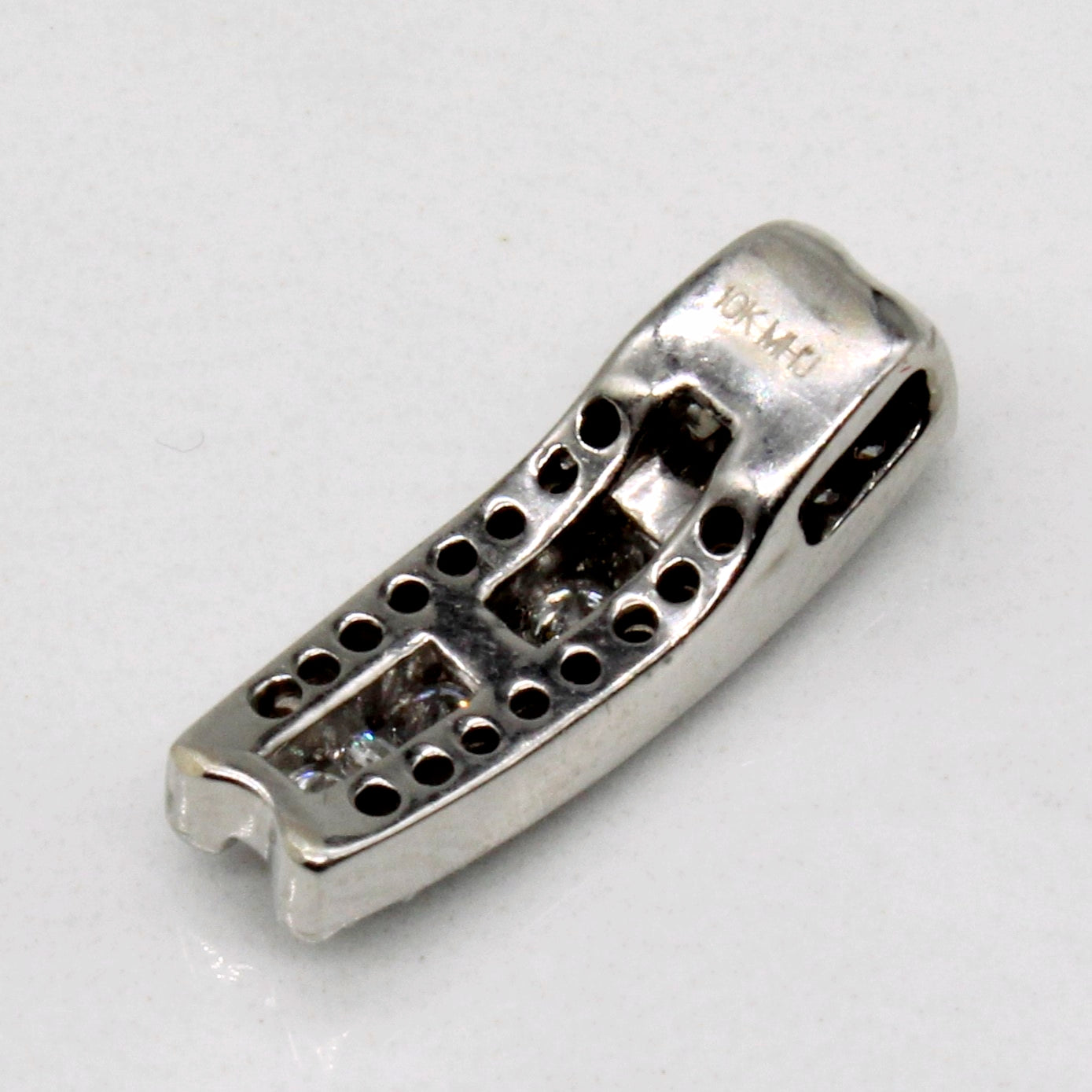 Diamond Column Pendant | 0.25ctw |