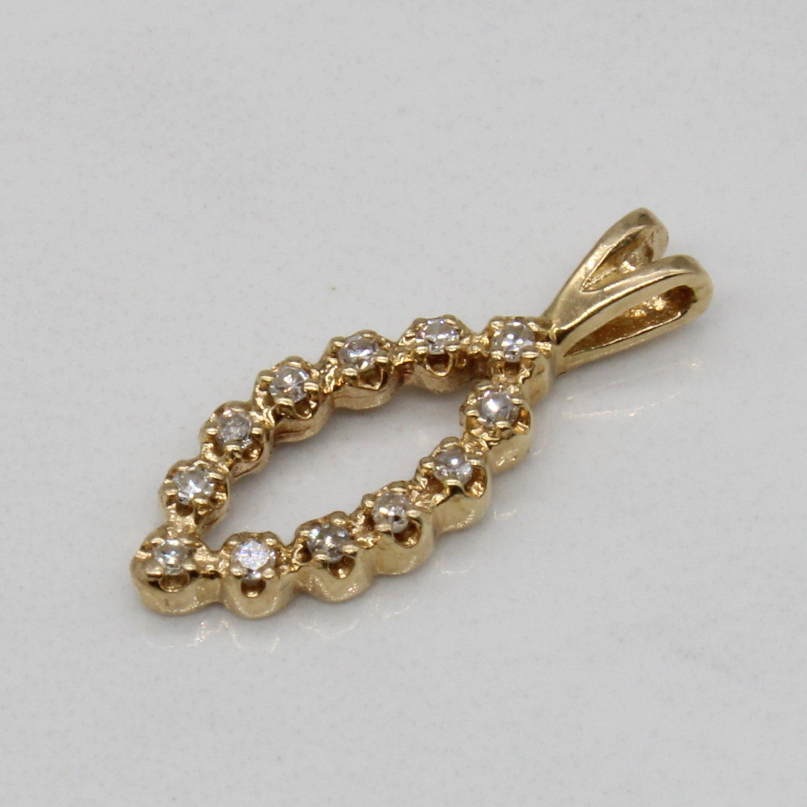 Diamond Pendant | 0.06ctw |