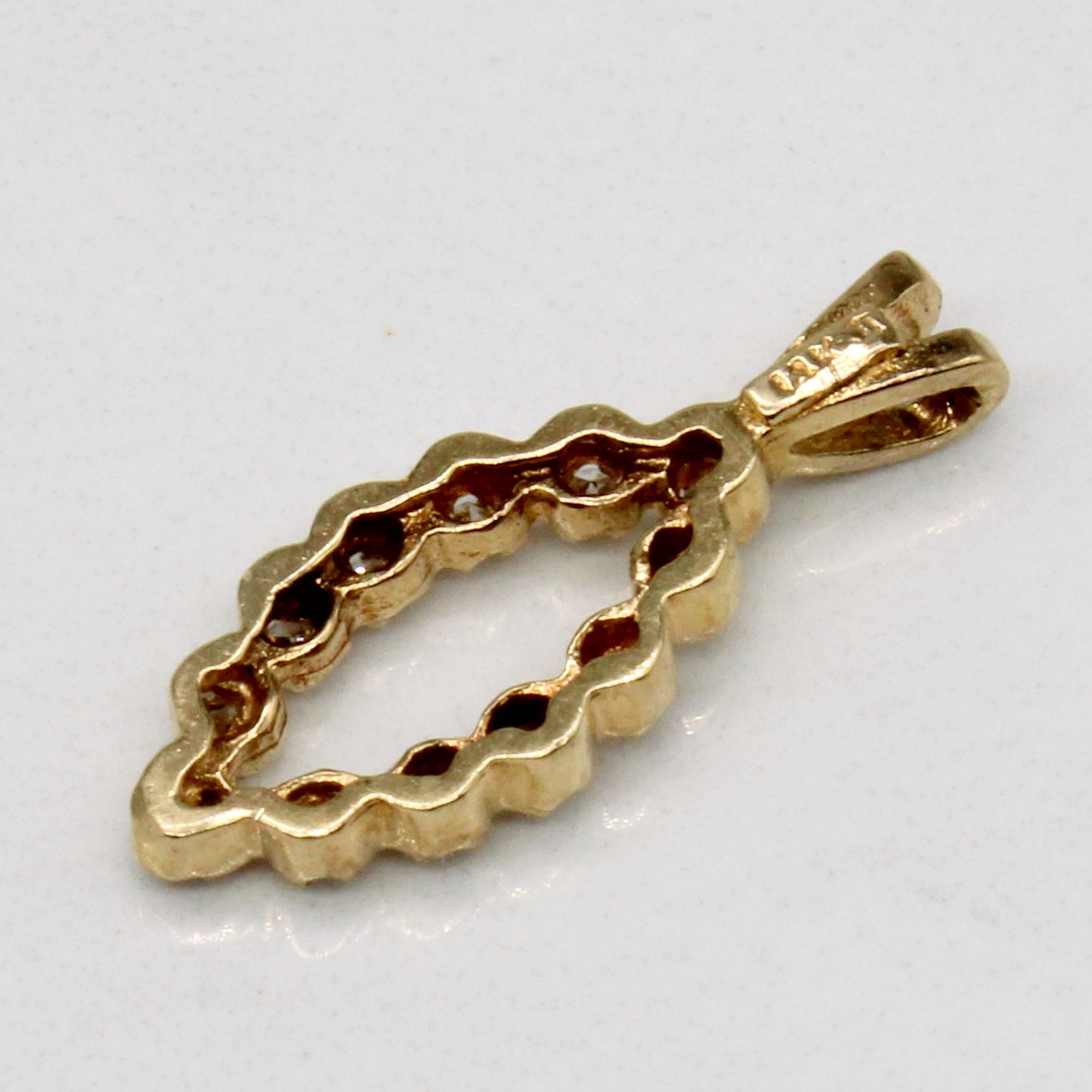 Diamond Pendant | 0.06ctw |