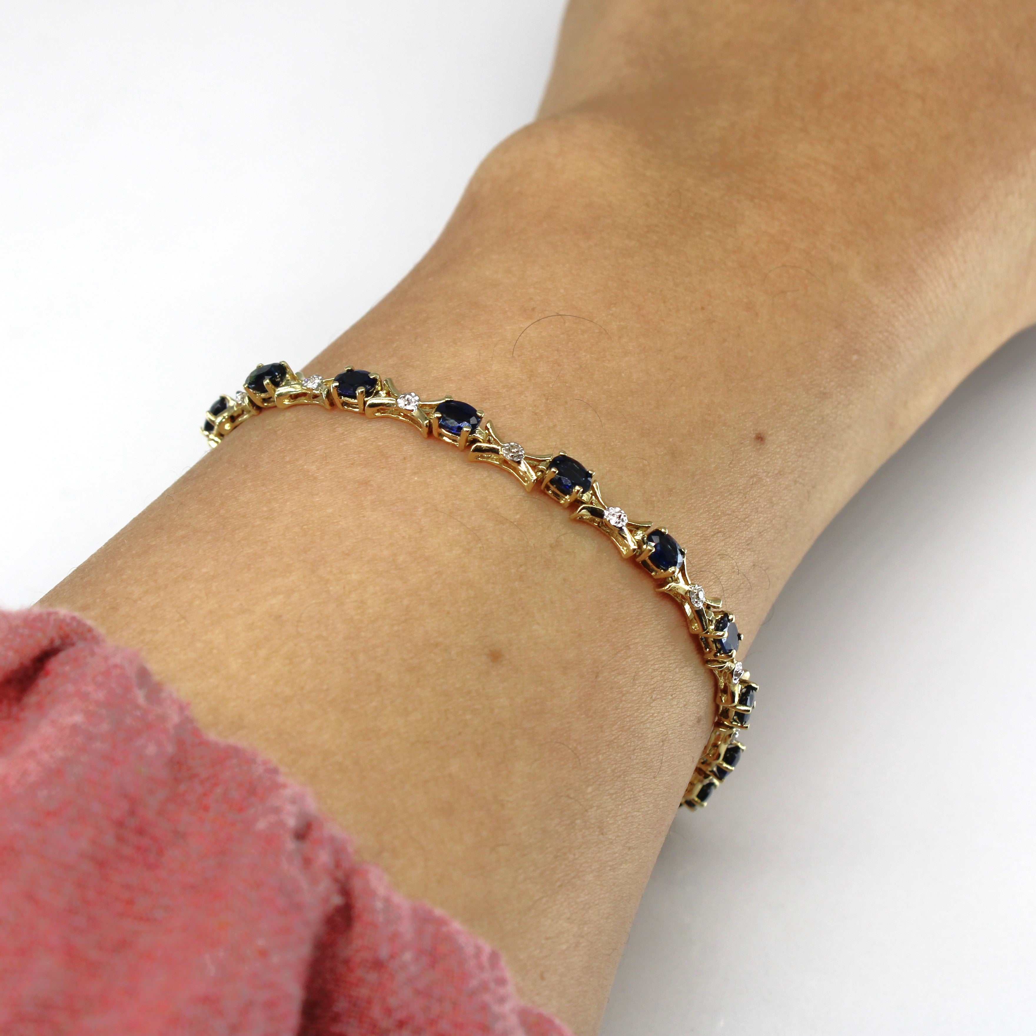 Sapphire & Diamond Chain Bracelet | 2.00ctw | 0.04ctw | 7"|