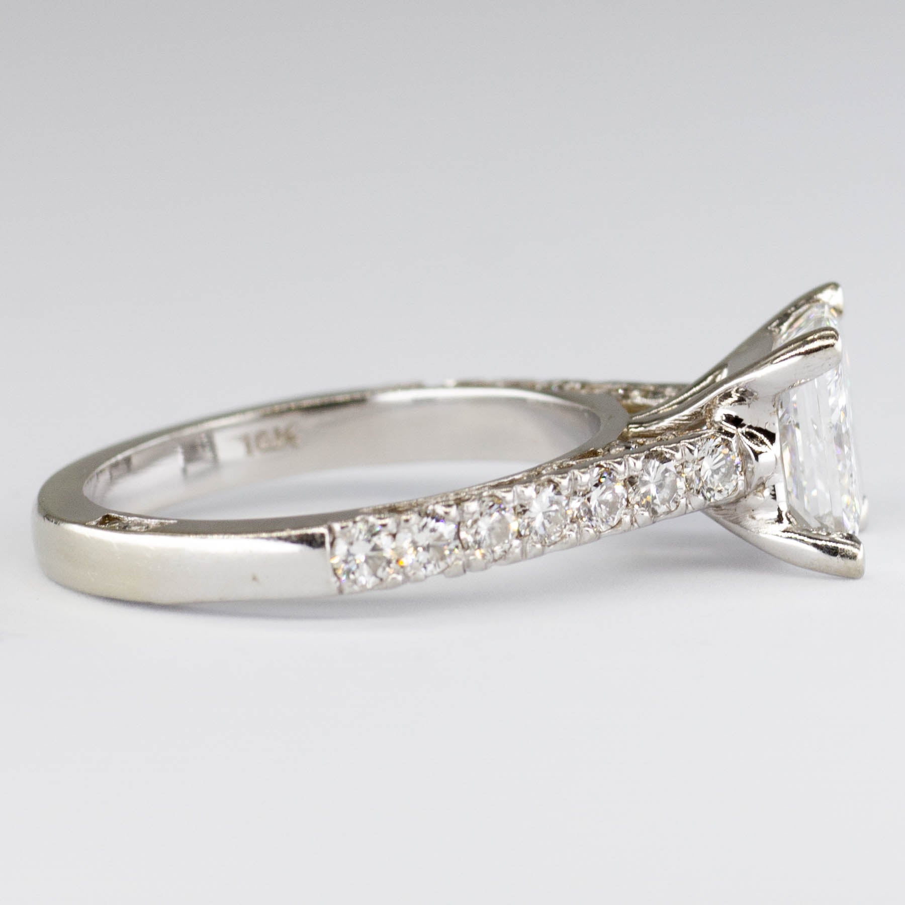 Solitaire en or blanc 18 carats serti de diamants | 2,00 ct | Taille 5,5