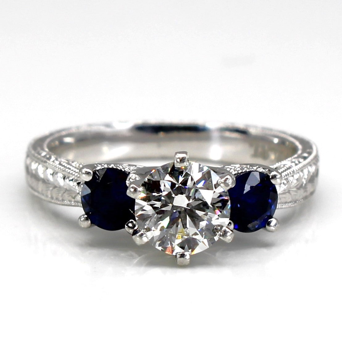 Bague de fiançailles trois pierres diamant et saphir | 0,77 ct VS2 H | 0,70 ct | Taille 5,75 |